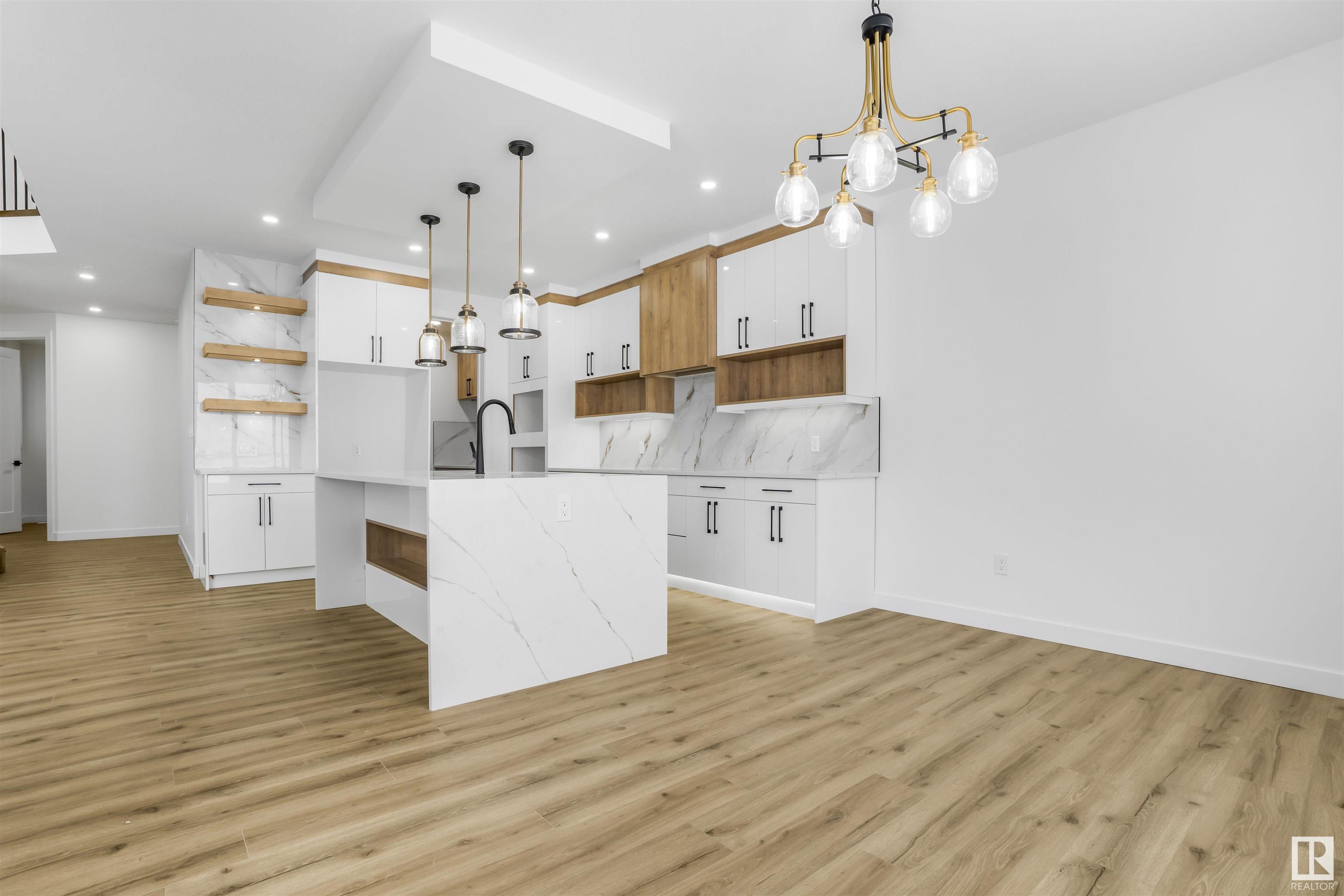      410 Pine Point , Leduc,  ,T9E 1S7 ;  Listing Number: MLS E4416398