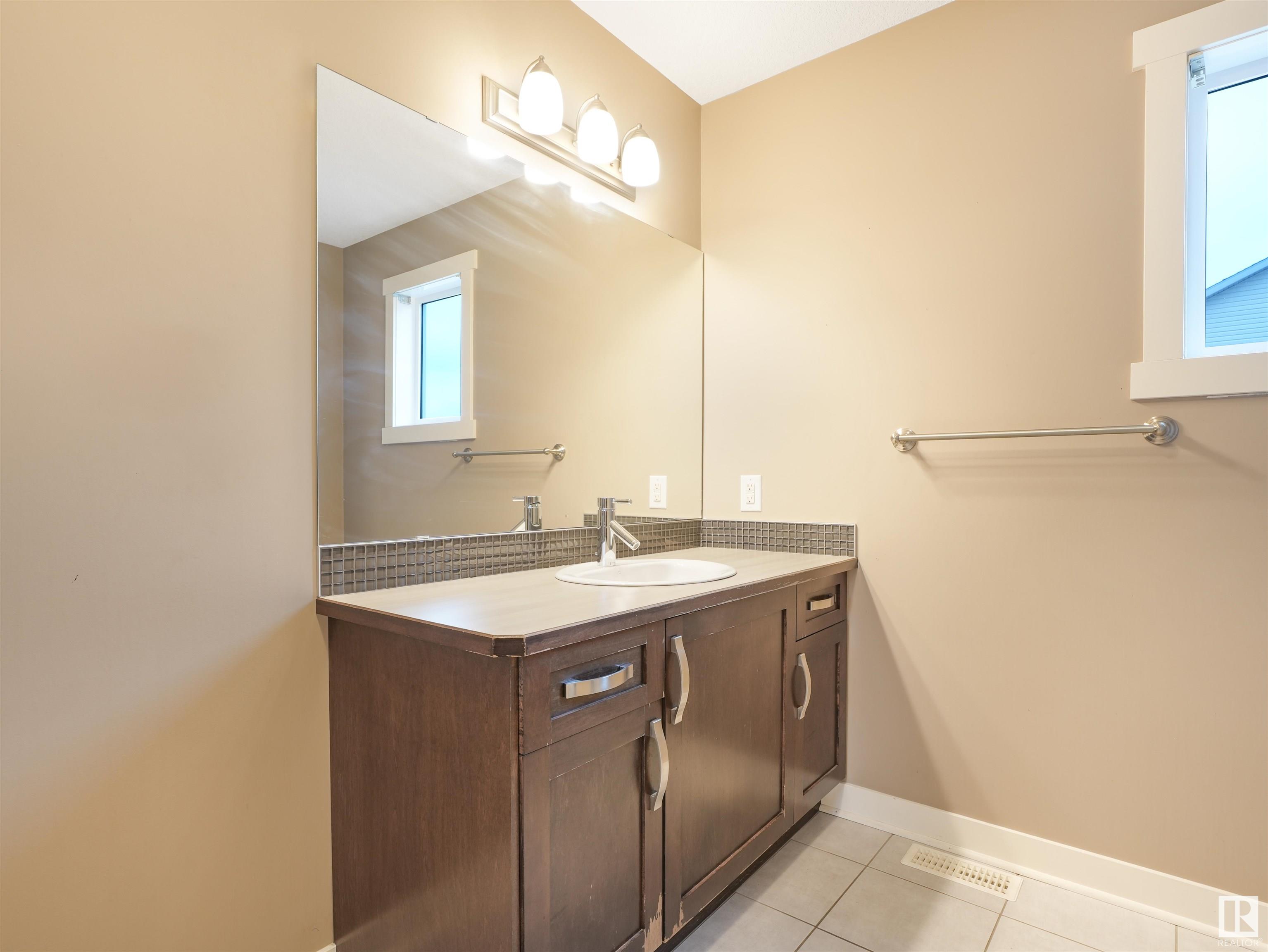      #214 401 SOUTHFORK DR , Leduc,  ,T9E 0X1 ;  Listing Number: MLS E4416421