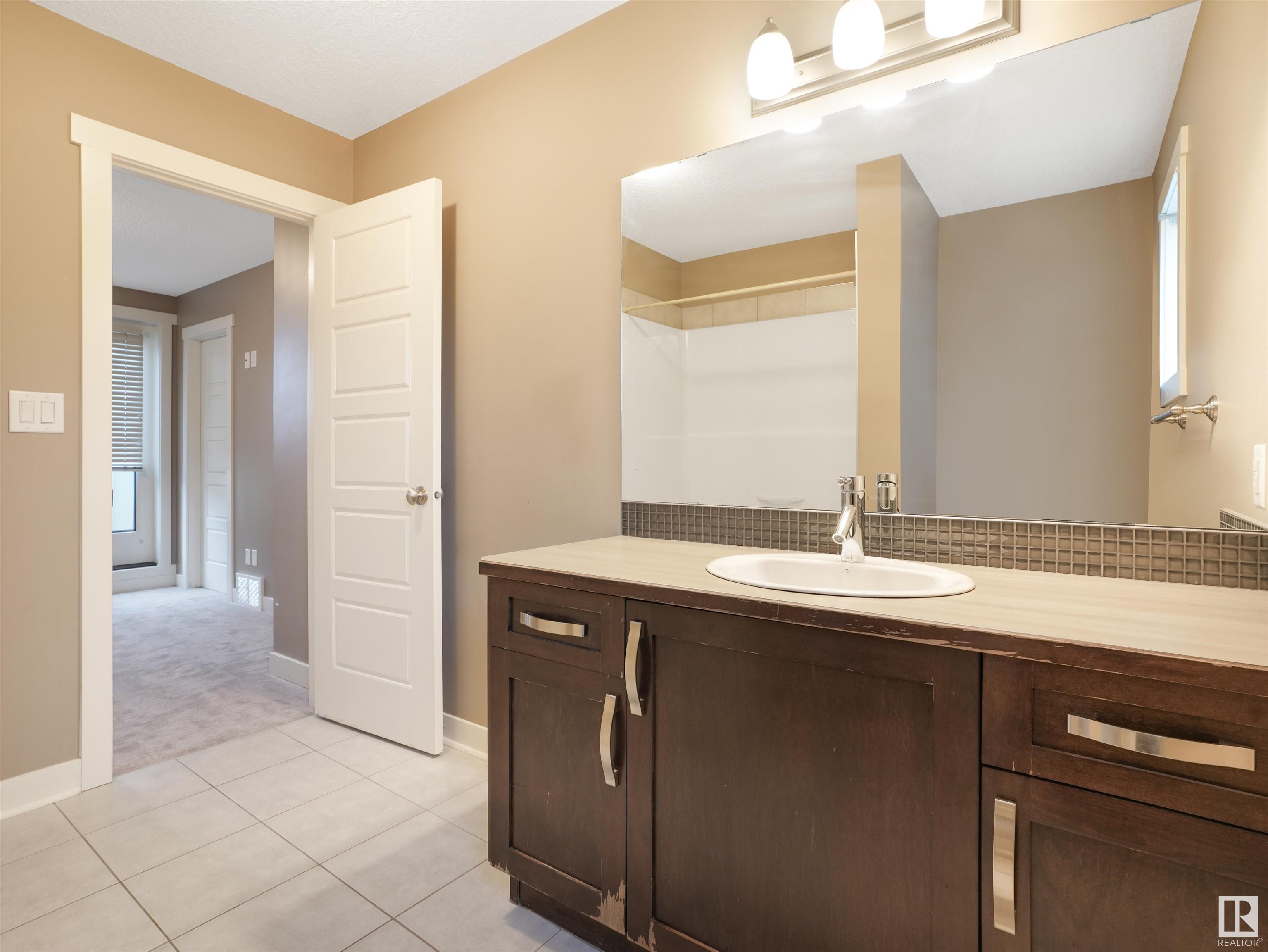      #214 401 SOUTHFORK DR , Leduc,  ,T9E 0X1 ;  Listing Number: MLS E4416421