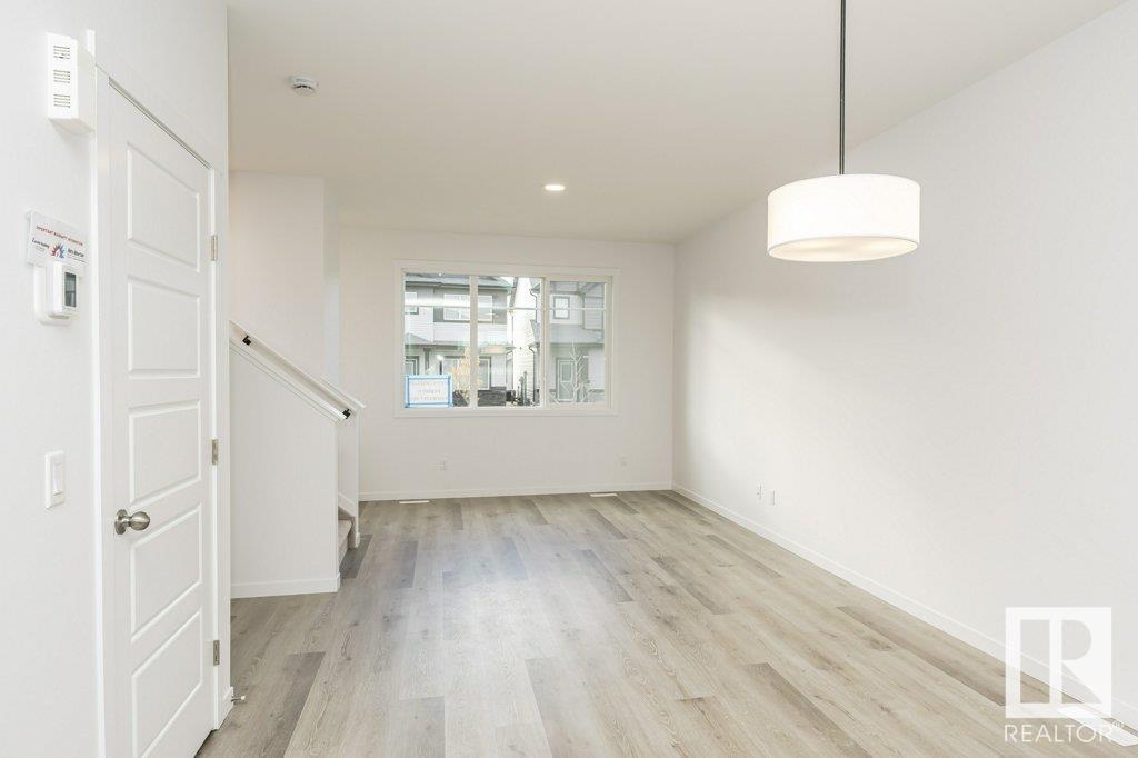      6324 176 AV NW , Edmonton,  ,T5Y 4E6 ;  Listing Number: MLS E4416423
