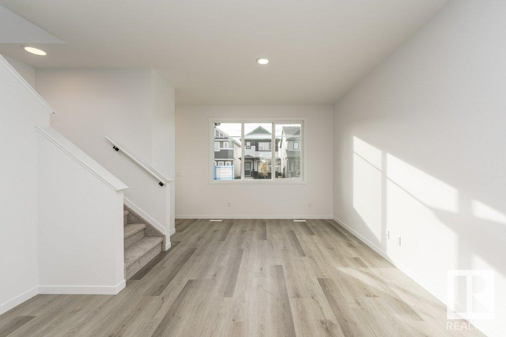      6324 176 AV NW , Edmonton,  ,T5Y 4E6 ;  Listing Number: MLS E4416423