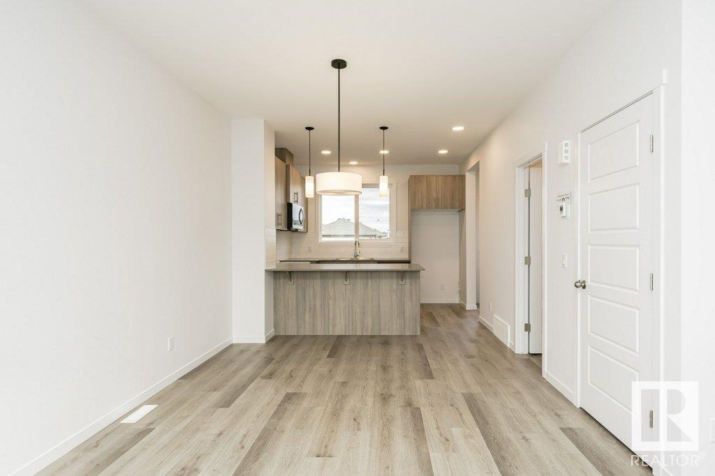      6324 176 AV NW , Edmonton,  ,T5Y 4E6 ;  Listing Number: MLS E4416423