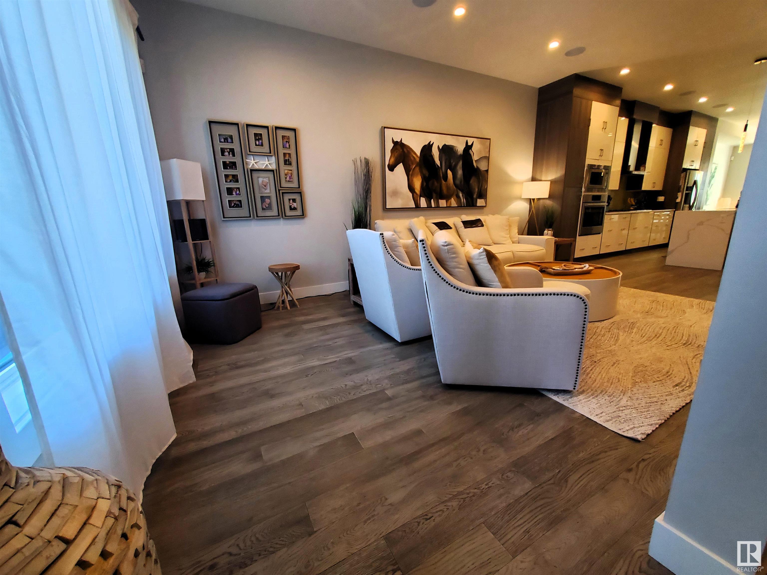     14032 106 AV NW , Edmonton,  ,T5N 1B2 ;  Listing Number: MLS E4416427