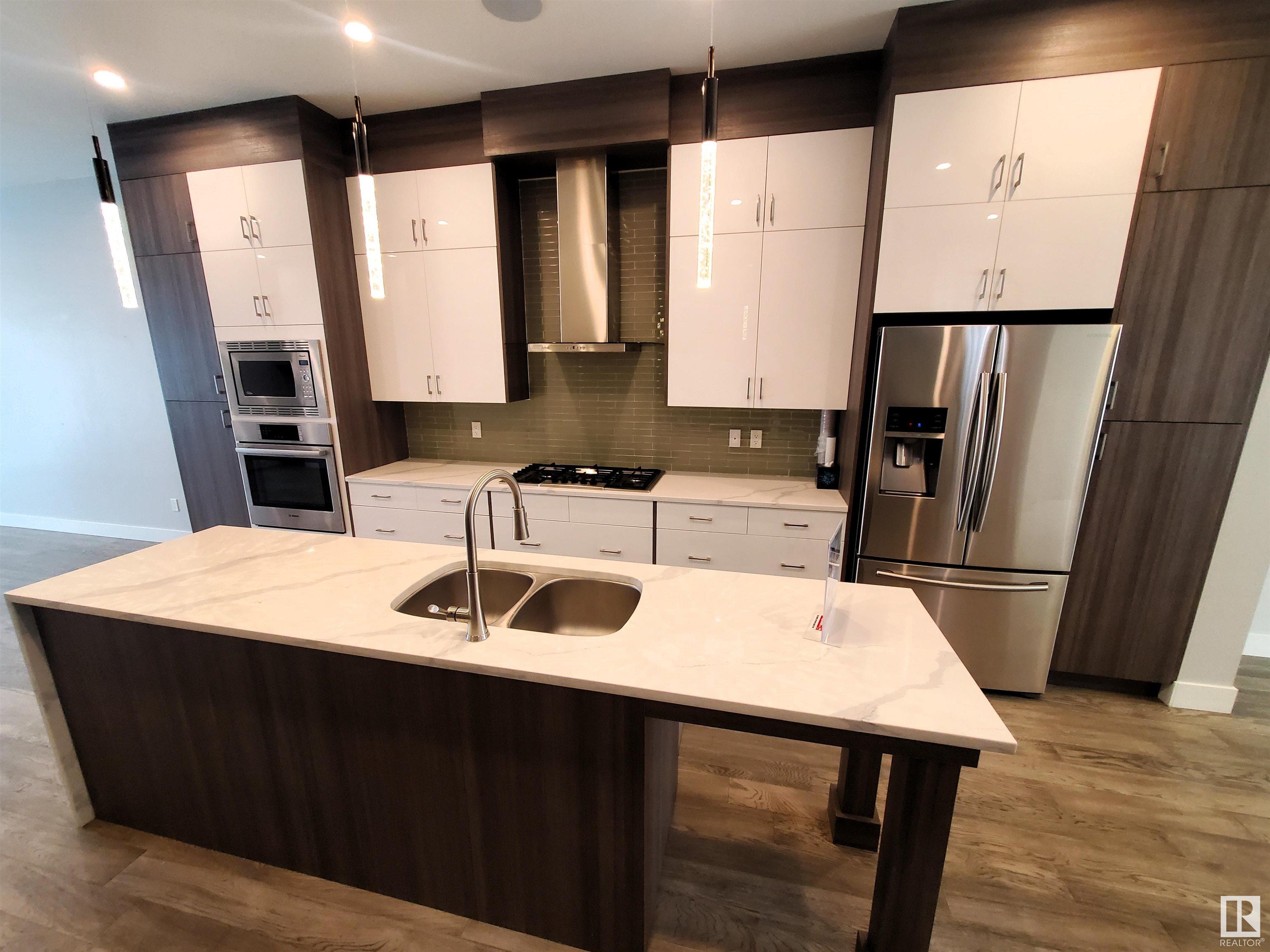      14032 106 AV NW , Edmonton,  ,T5N 1B2 ;  Listing Number: MLS E4416427