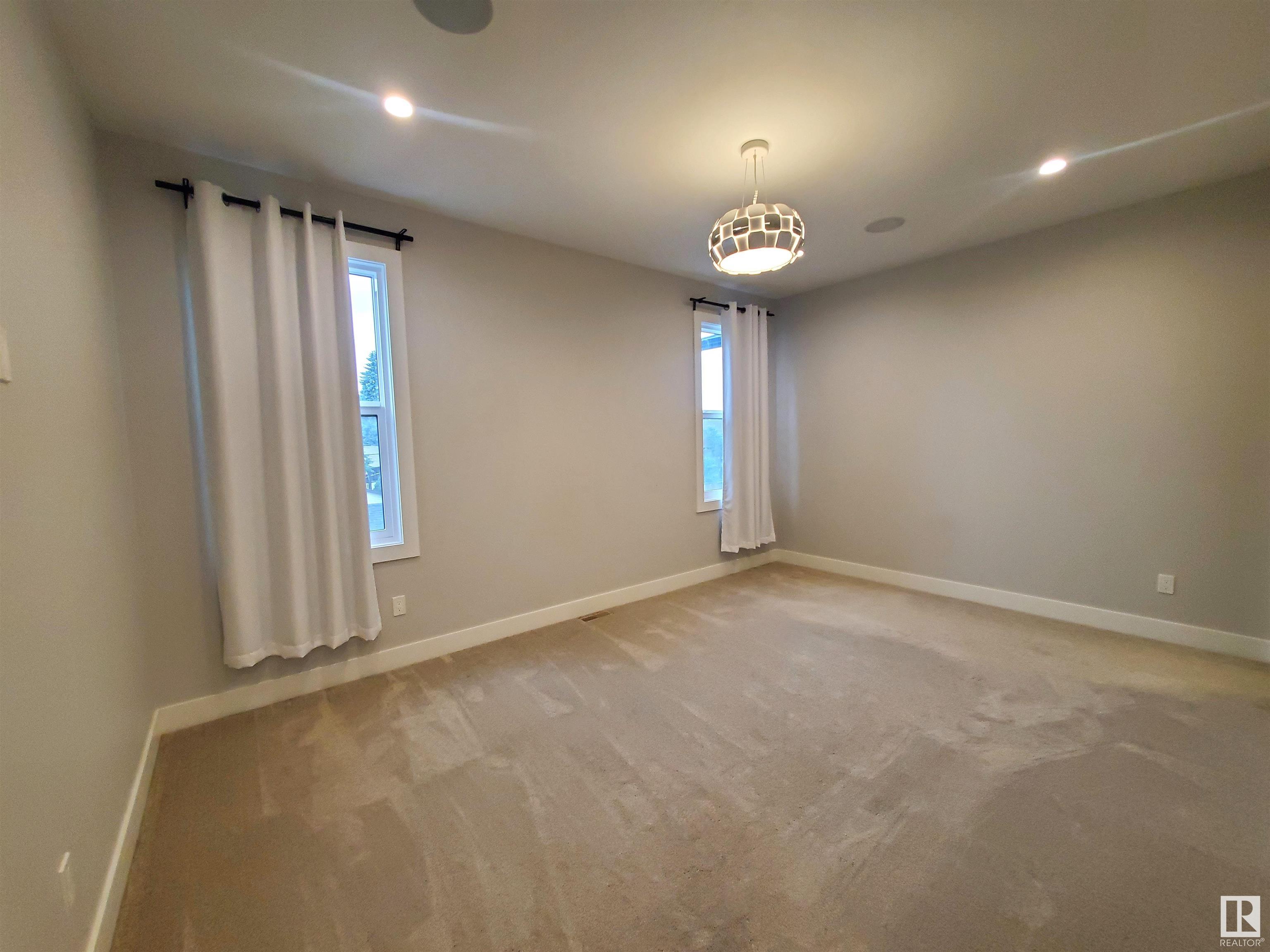      14032 106 AV NW , Edmonton,  ,T5N 1B2 ;  Listing Number: MLS E4416427