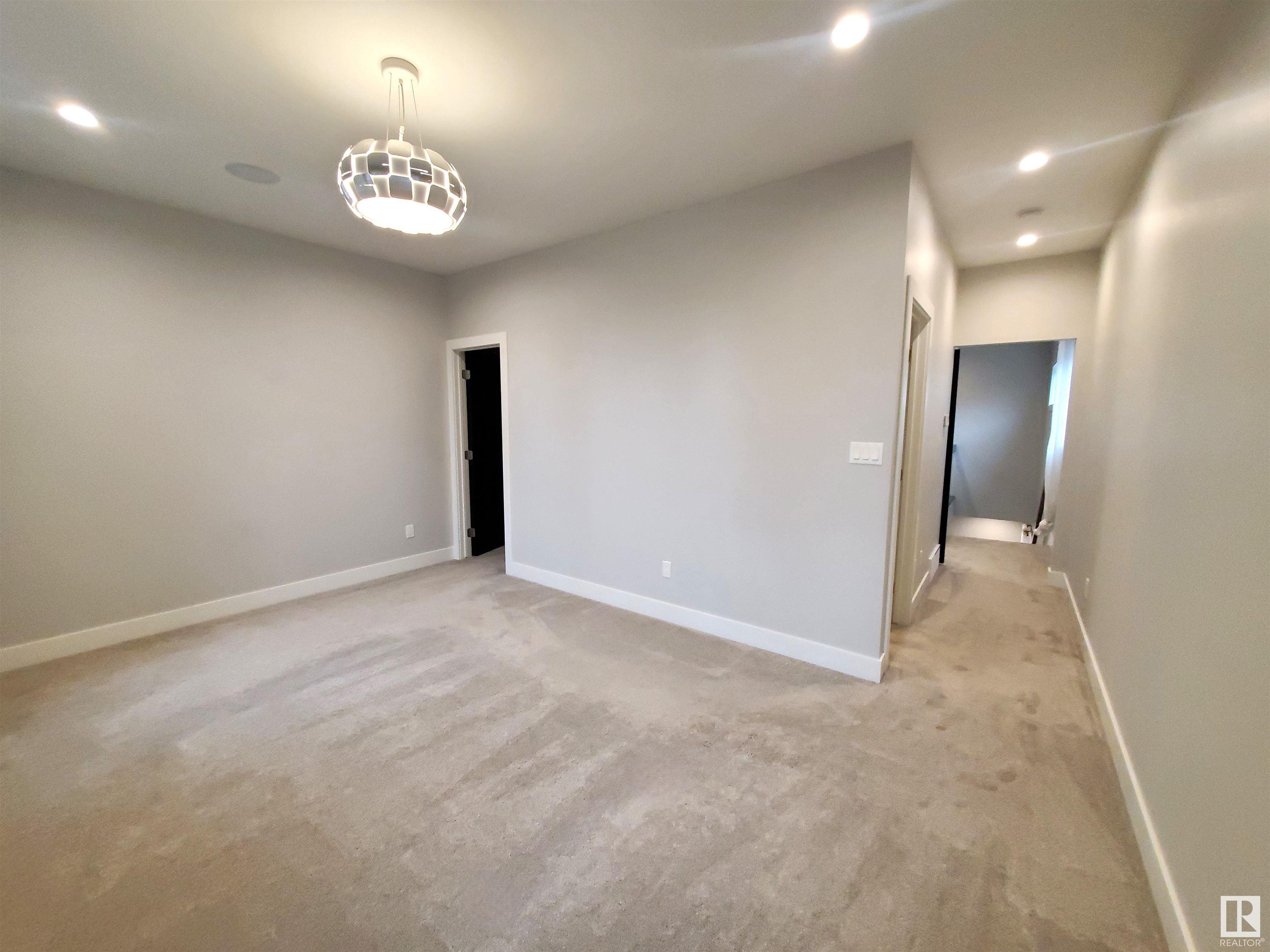      14032 106 AV NW , Edmonton,  ,T5N 1B2 ;  Listing Number: MLS E4416427