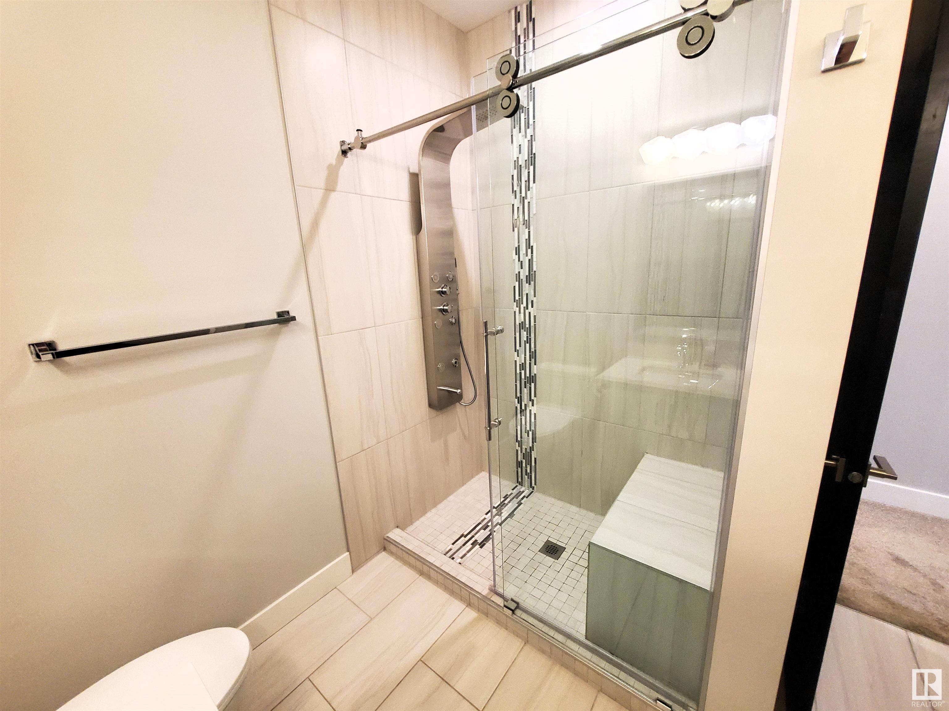      14032 106 AV NW , Edmonton,  ,T5N 1B2 ;  Listing Number: MLS E4416427