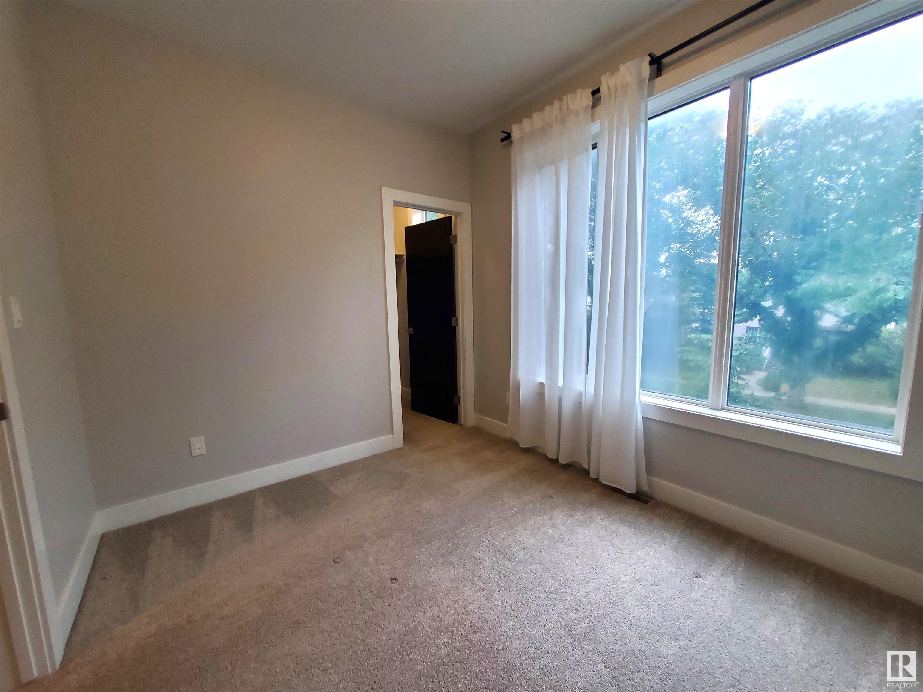      14032 106 AV NW , Edmonton,  ,T5N 1B2 ;  Listing Number: MLS E4416427
