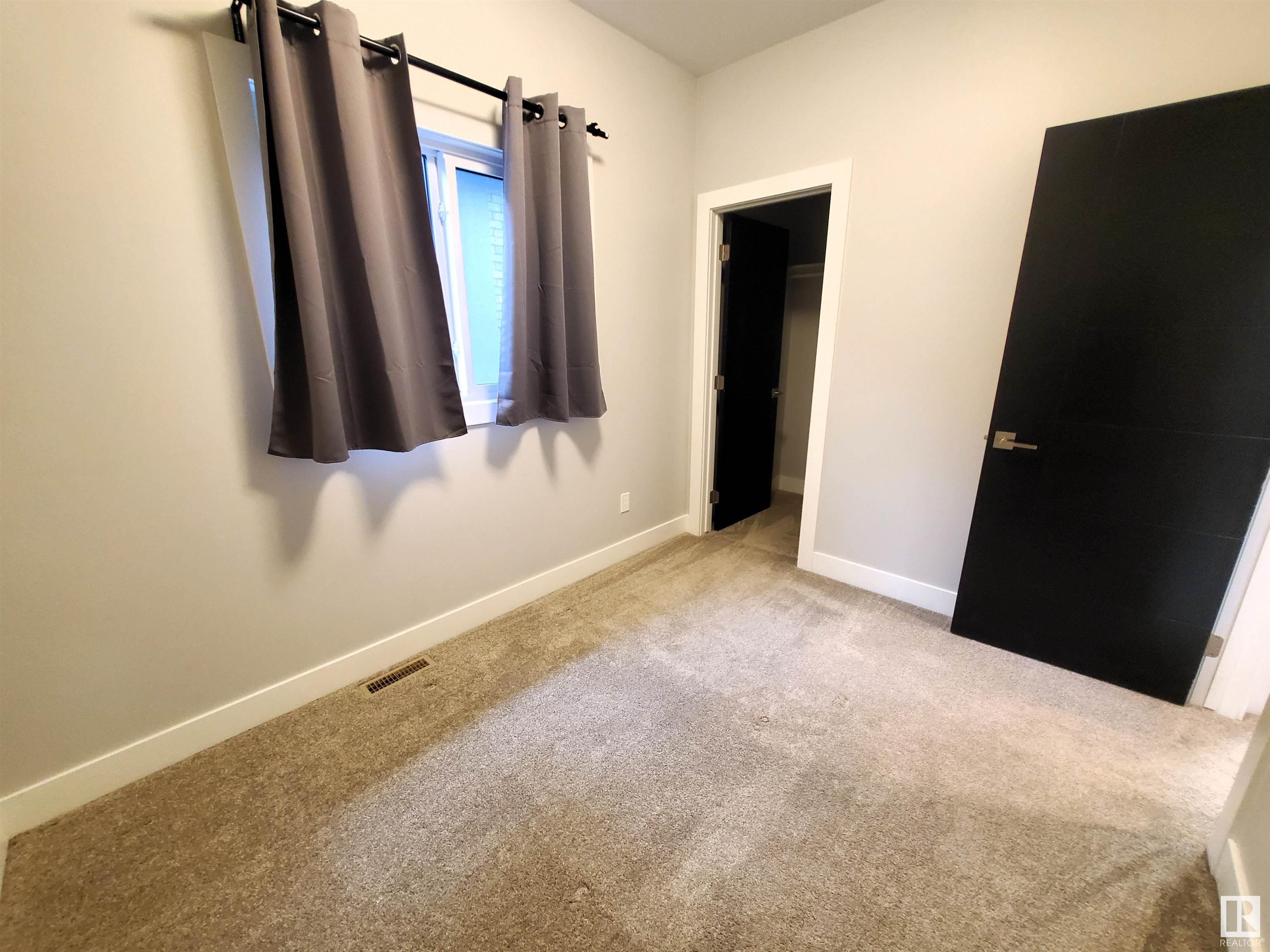      14032 106 AV NW , Edmonton,  ,T5N 1B2 ;  Listing Number: MLS E4416427