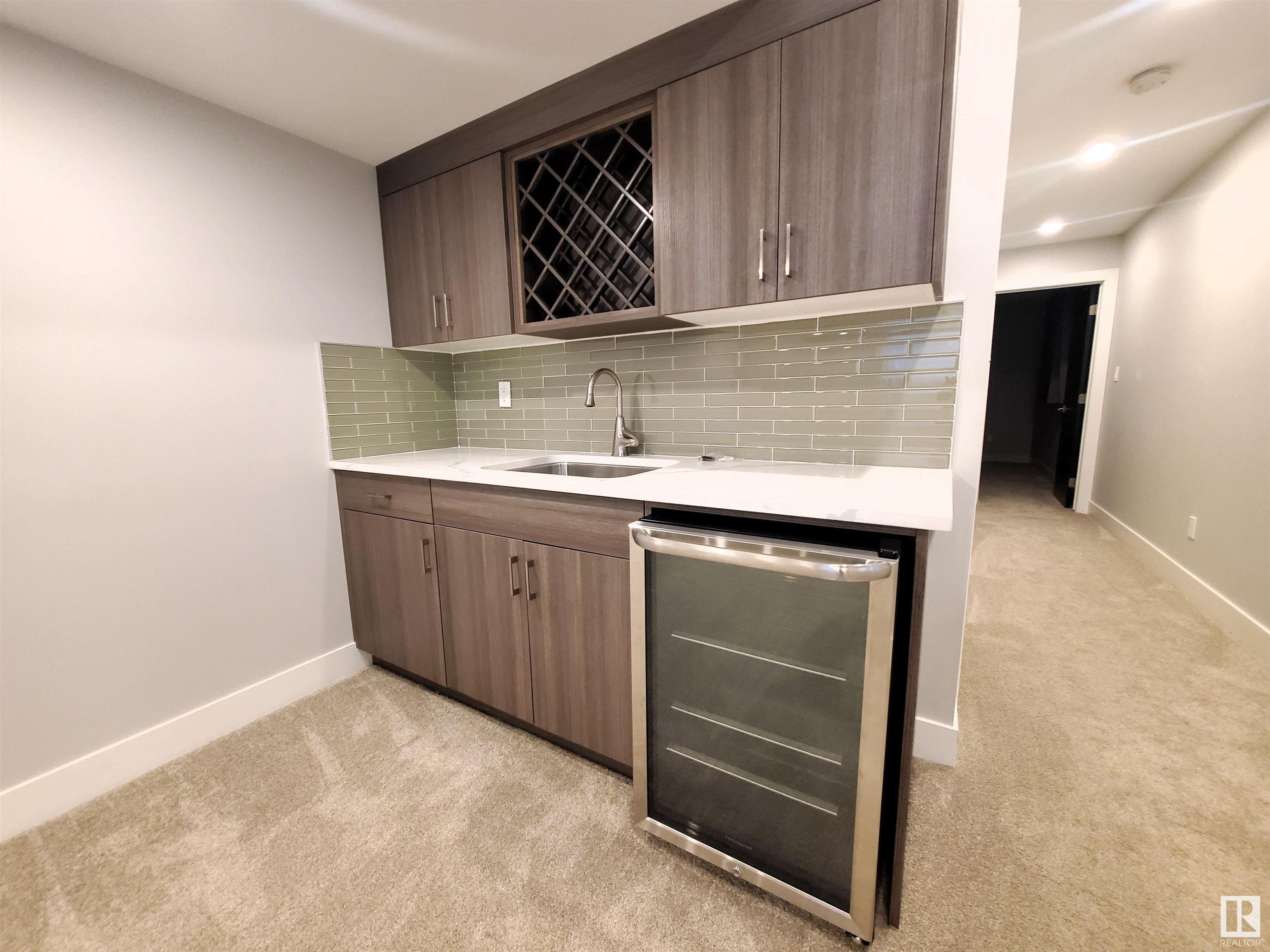      14032 106 AV NW , Edmonton,  ,T5N 1B2 ;  Listing Number: MLS E4416427