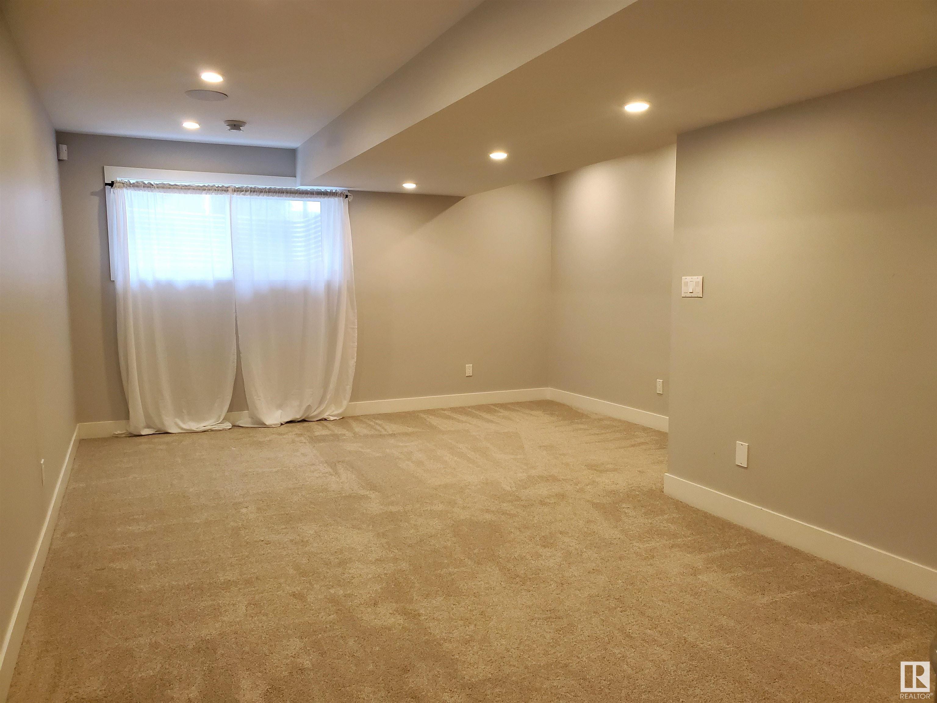      14032 106 AV NW , Edmonton,  ,T5N 1B2 ;  Listing Number: MLS E4416427