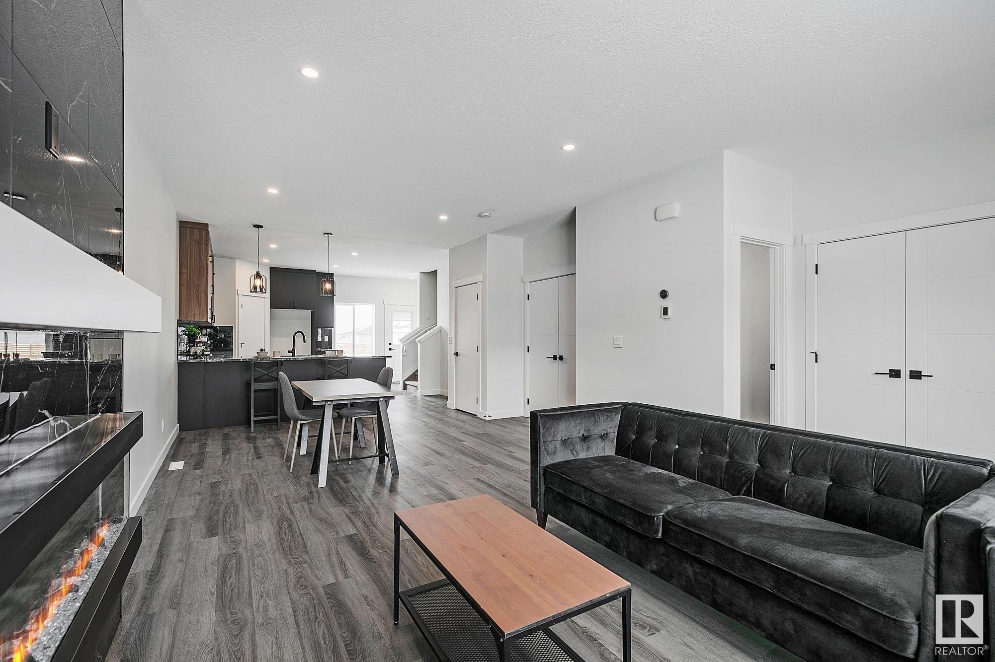 Photo 4 at 9823 107a Avenue, Morinville