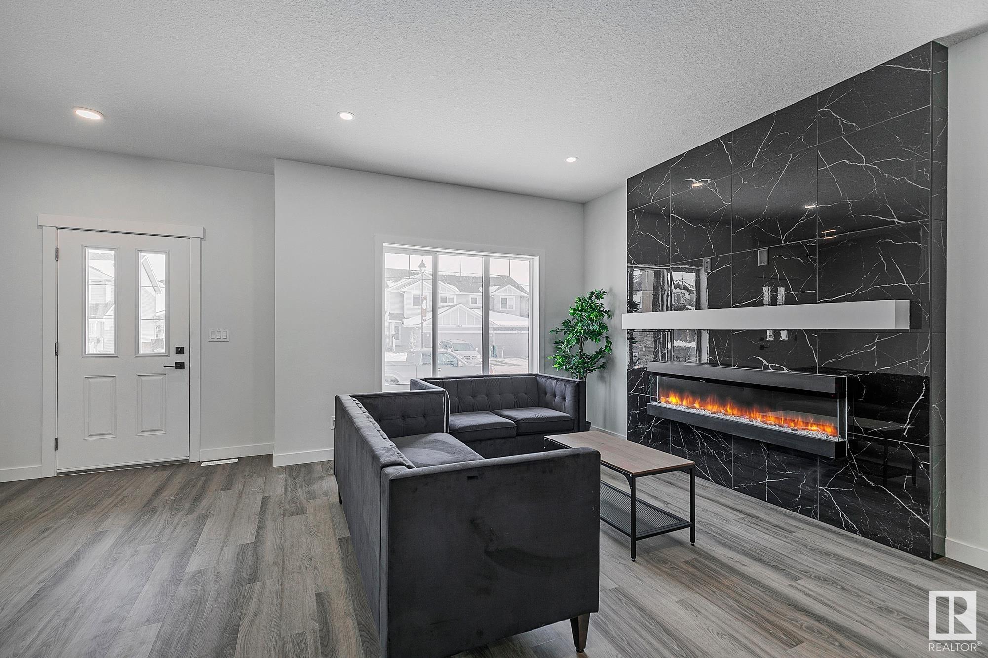Photo 5 at 9823 107a Avenue, Morinville