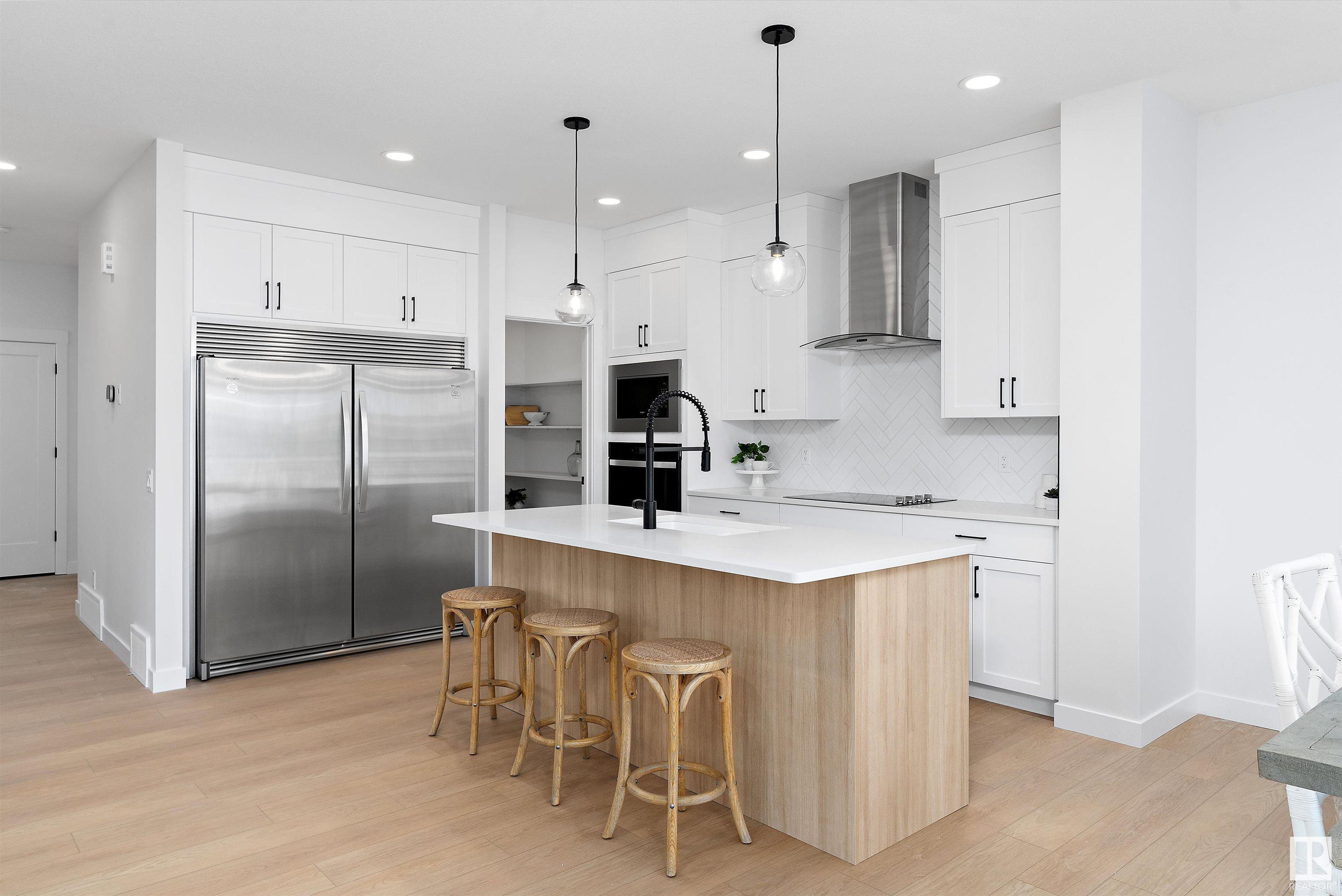      3910 Chrustawka PL SW , Edmonton,  ,T6W 5K6 ;  Listing Number: MLS E4416448