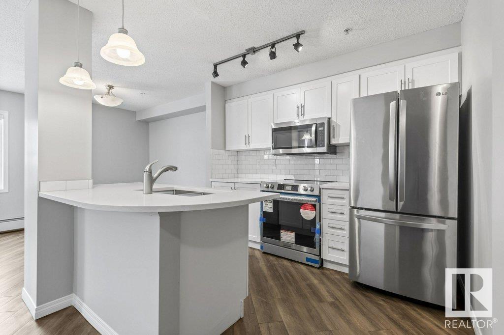      #106 636 MCALLISTER LO SW , Edmonton,  ,T6W 1N4 ;  Listing Number: MLS E4416467