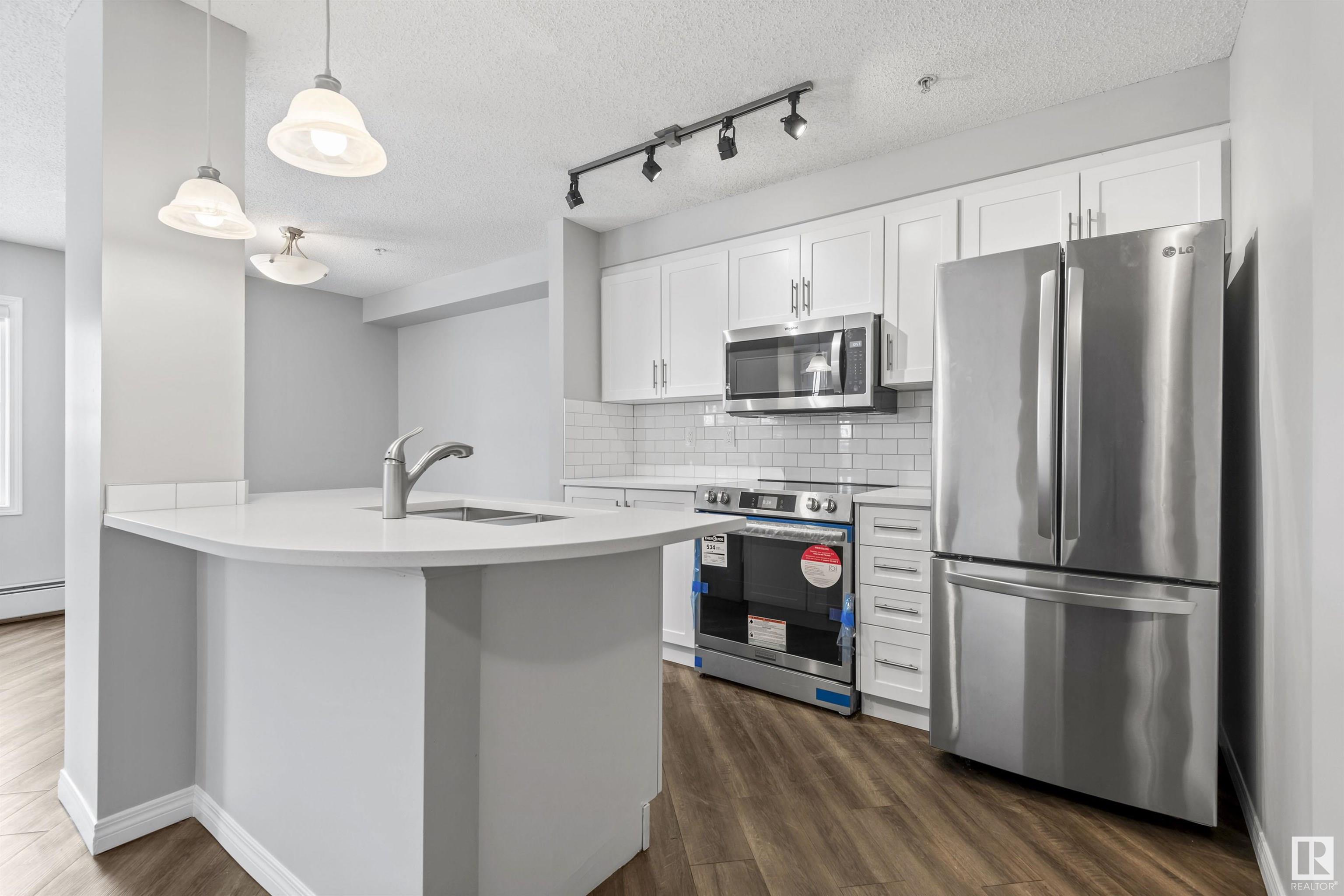      #106 636 MCALLISTER LO SW , Edmonton,  ,T6W 1N4 ;  Listing Number: MLS E4416467