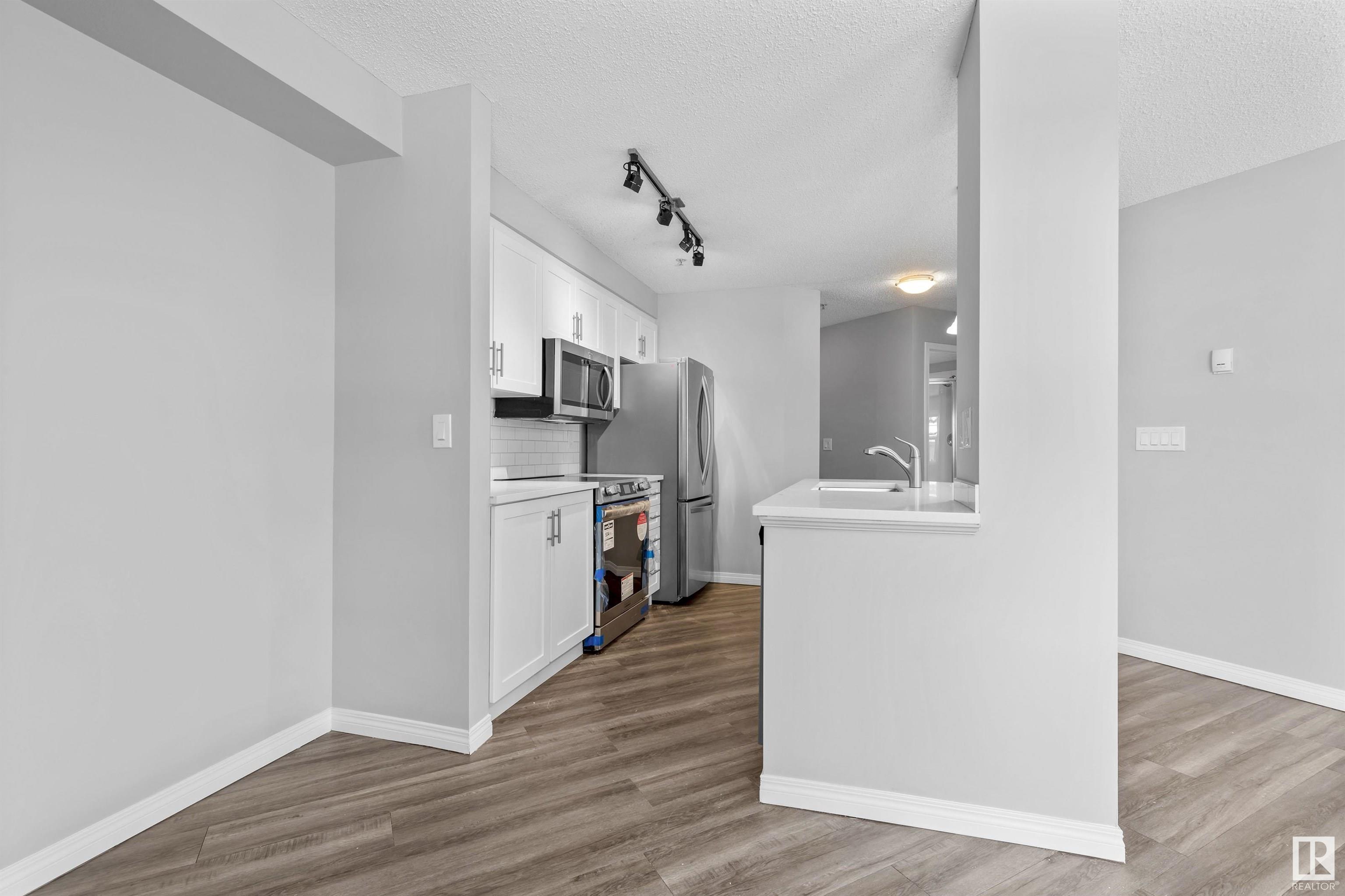      #106 636 MCALLISTER LO SW , Edmonton,  ,T6W 1N4 ;  Listing Number: MLS E4416467