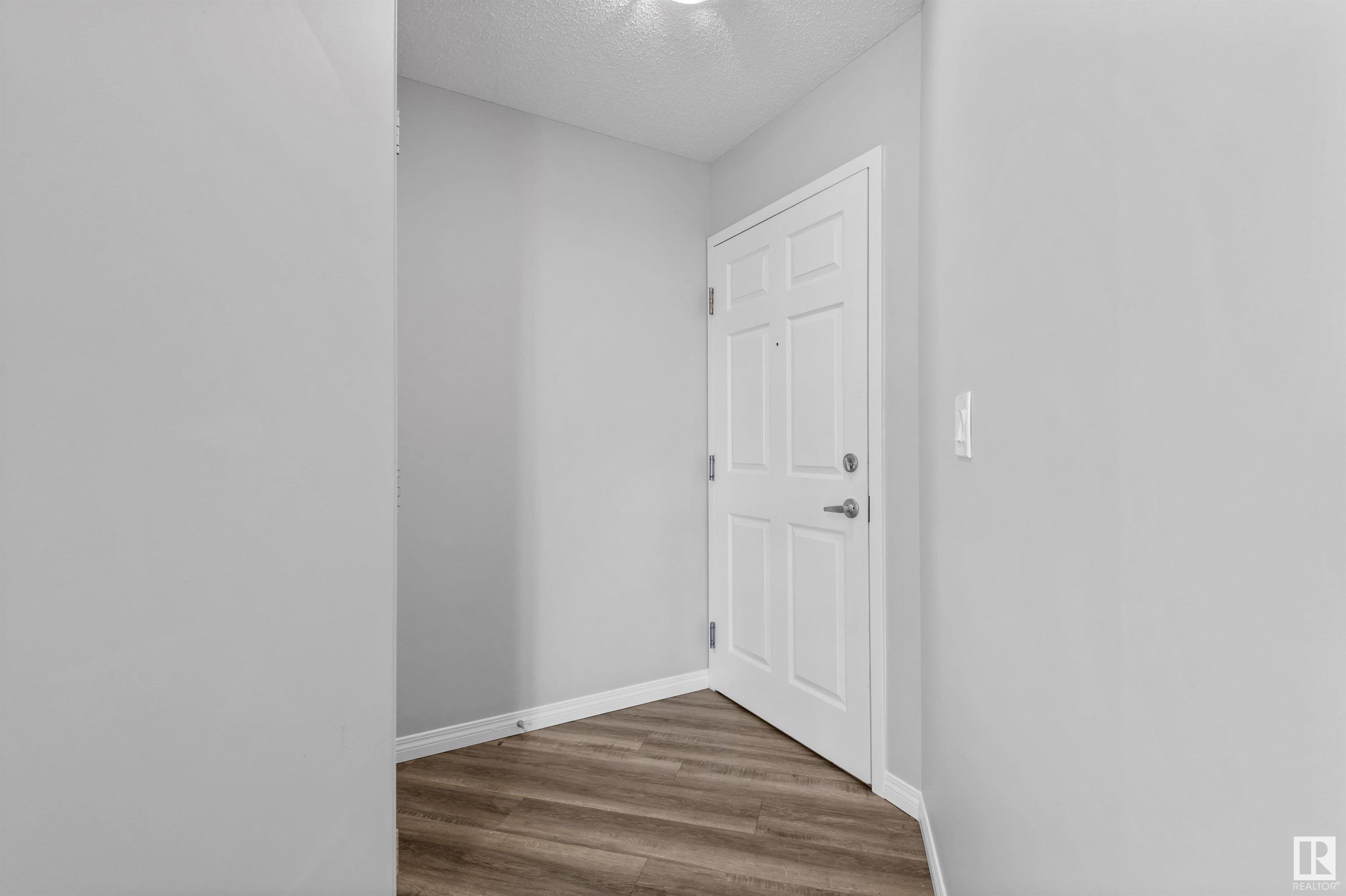      #106 636 MCALLISTER LO SW , Edmonton,  ,T6W 1N4 ;  Listing Number: MLS E4416467