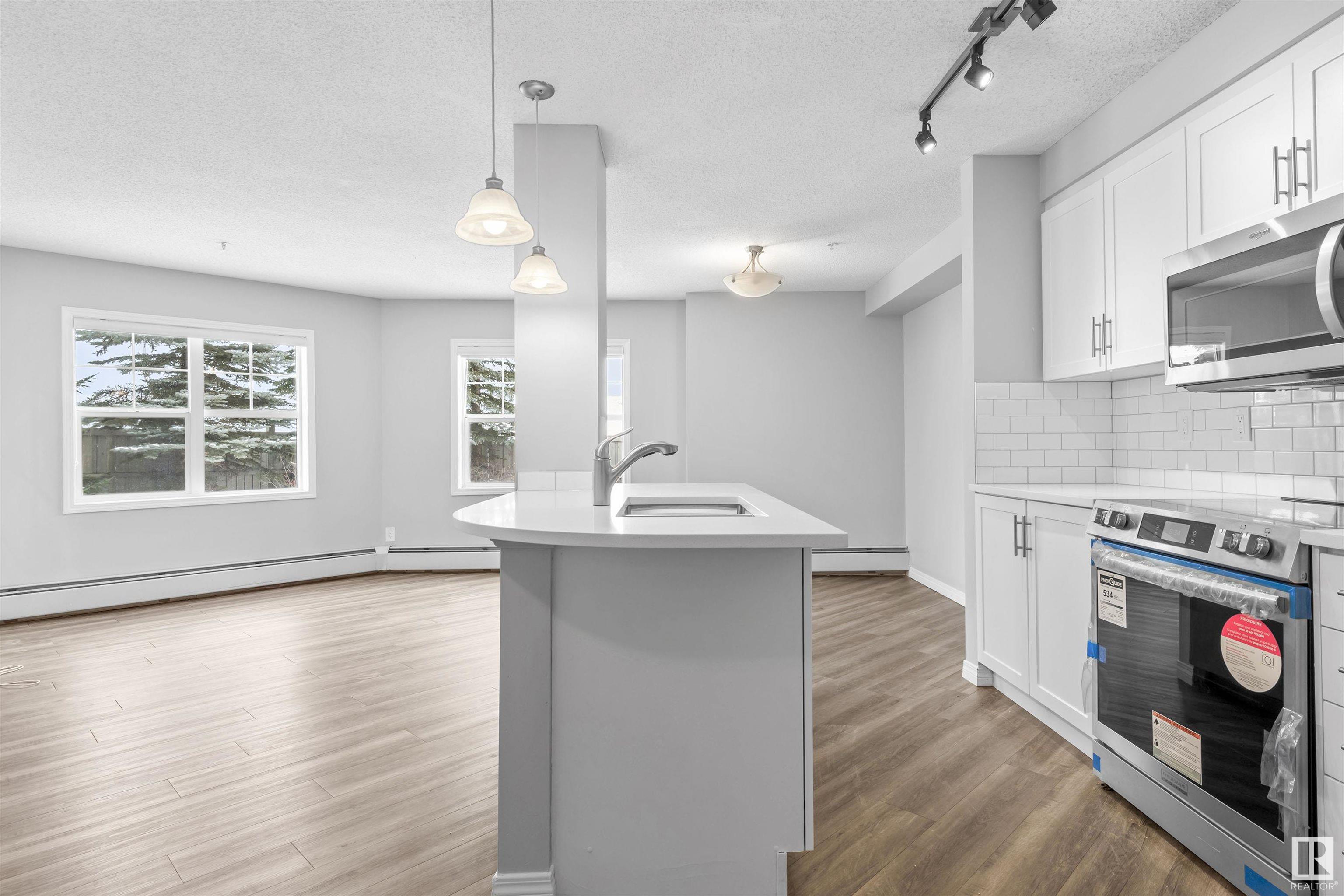      #106 636 MCALLISTER LO SW , Edmonton,  ,T6W 1N4 ;  Listing Number: MLS E4416467
