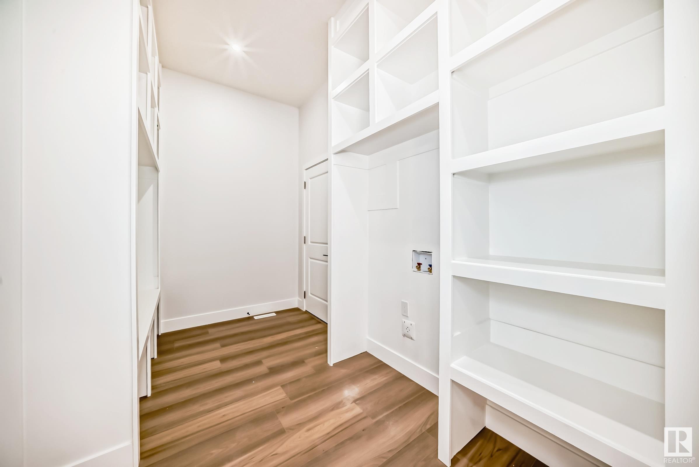      22 MEADOWLINK PT , Spruce Grove,  ,T7X 3G3 ;  Listing Number: MLS E4416475