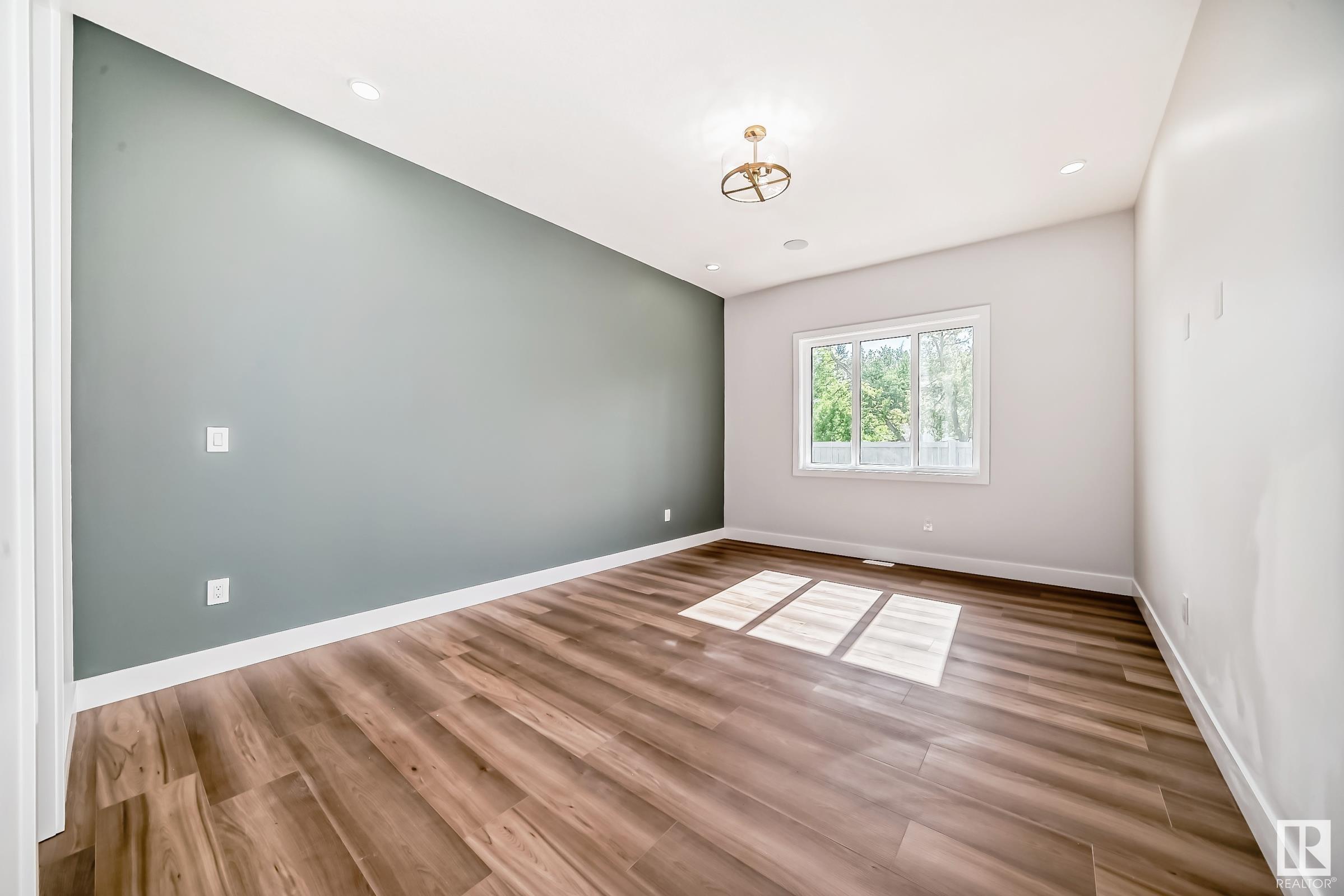      22 MEADOWLINK PT , Spruce Grove,  ,T7X 3G3 ;  Listing Number: MLS E4416475