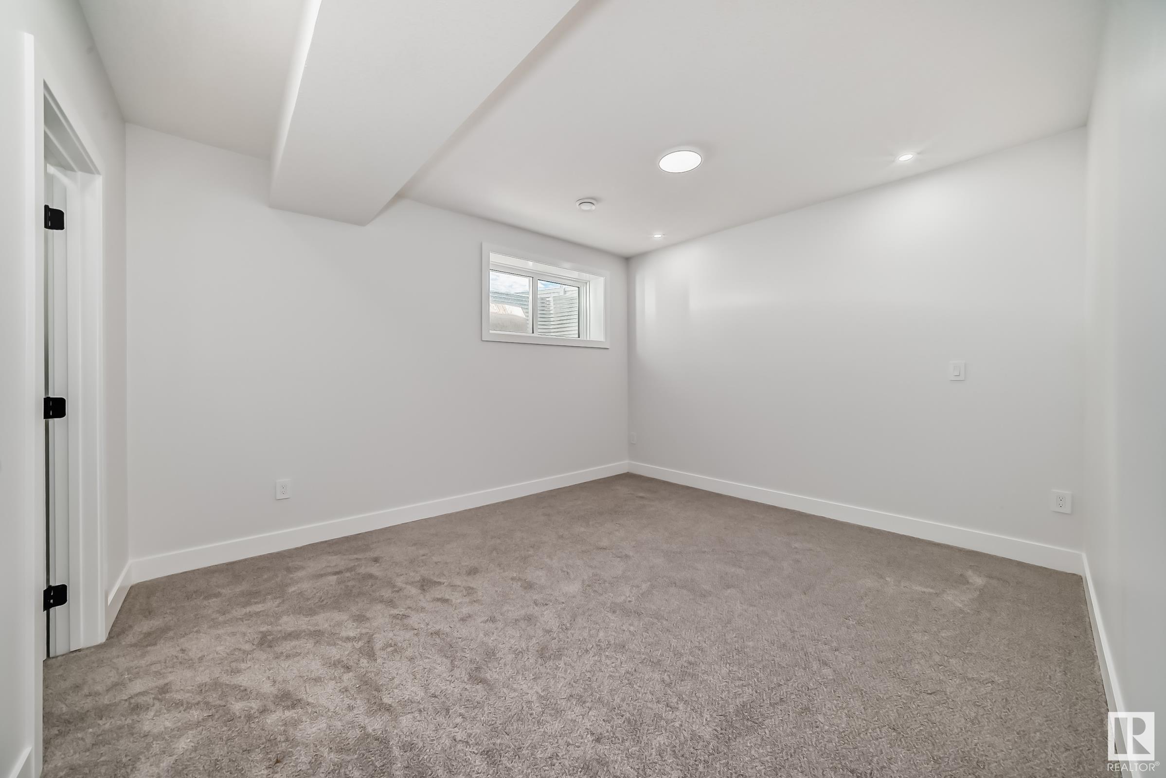      22 MEADOWLINK PT , Spruce Grove,  ,T7X 3G3 ;  Listing Number: MLS E4416475