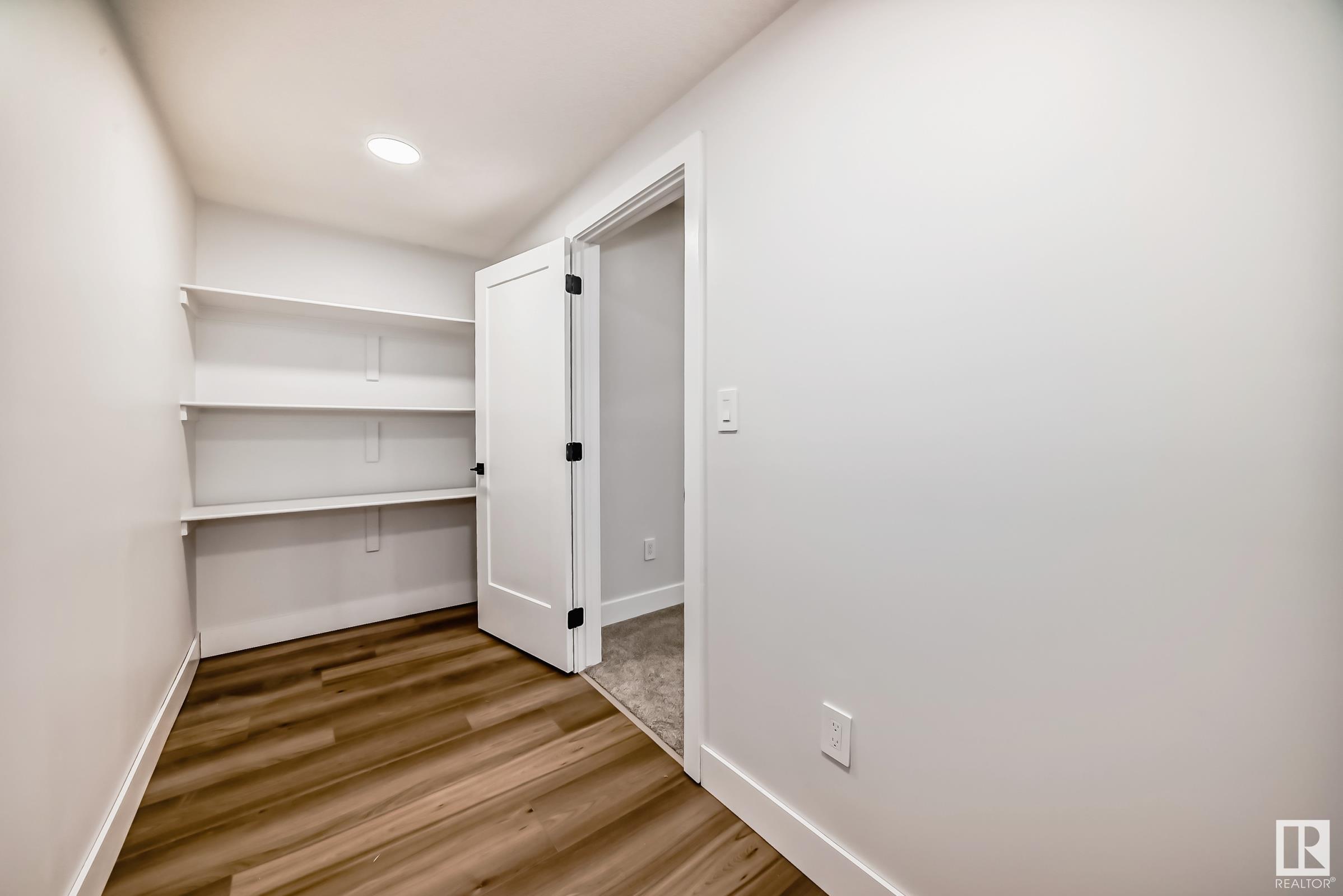      22 MEADOWLINK PT , Spruce Grove,  ,T7X 3G3 ;  Listing Number: MLS E4416475