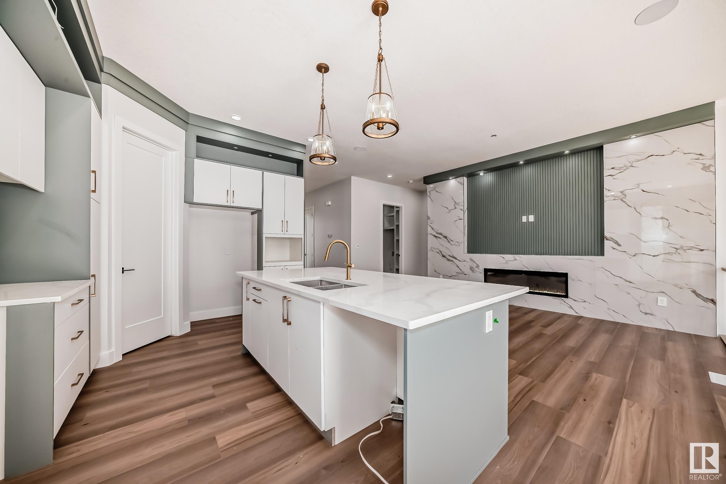     22 MEADOWLINK PT , Spruce Grove,  ,T7X 3G3 ;  Listing Number: MLS E4416475