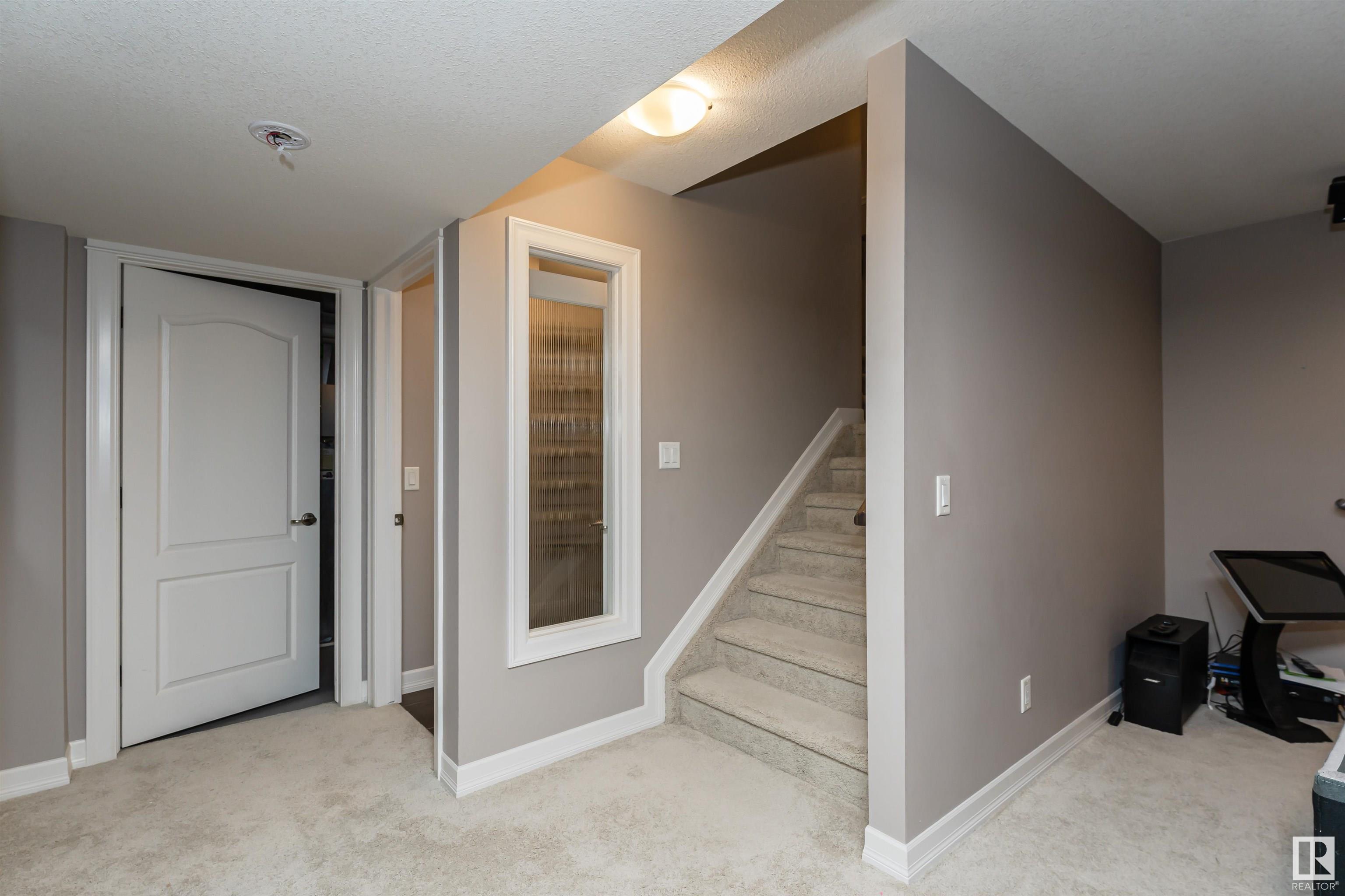     2307 WARRY CO SW , Edmonton,  ,T6W 0N9 ;  Listing Number: MLS E4416482