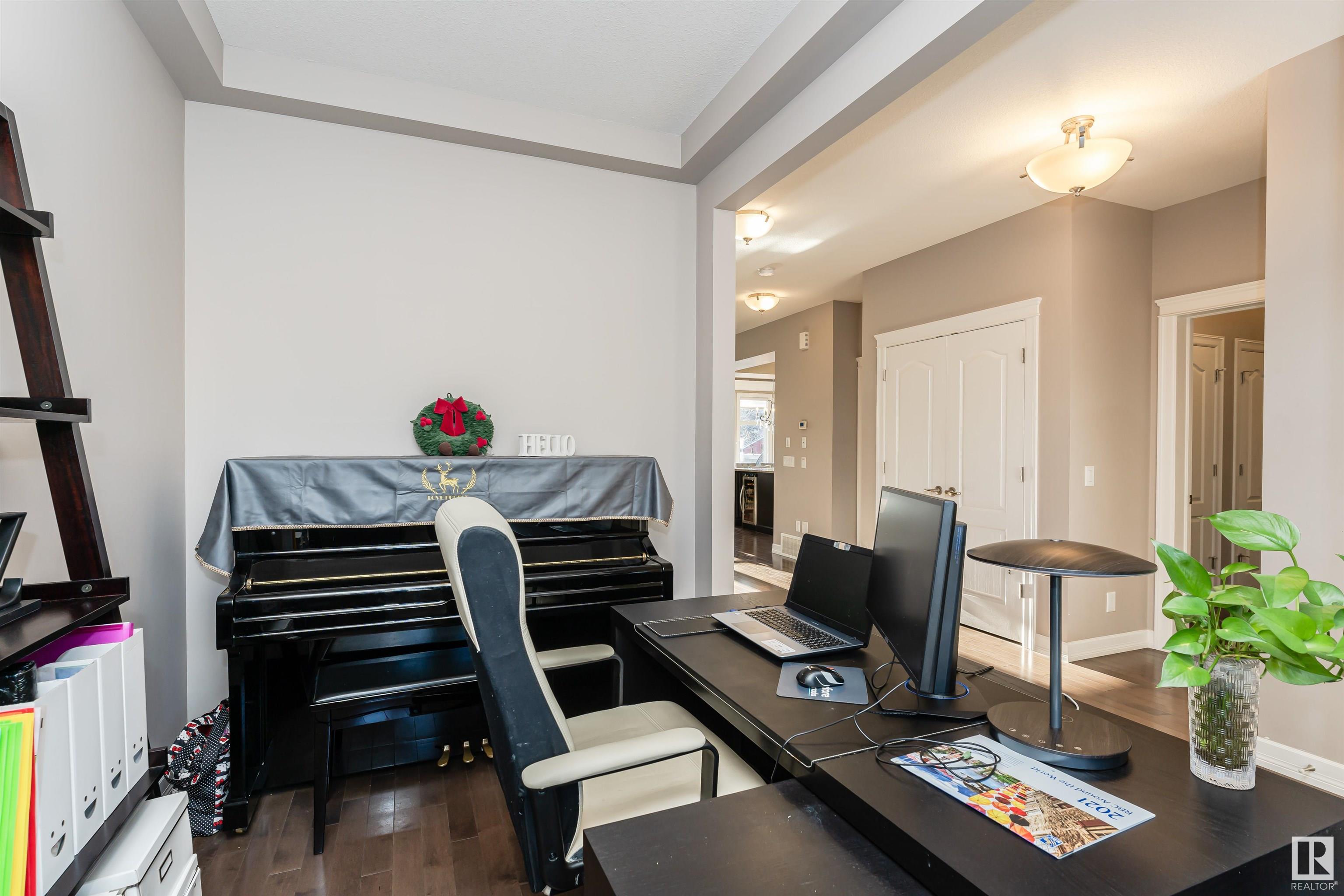      2307 WARRY CO SW , Edmonton,  ,T6W 0N9 ;  Listing Number: MLS E4416482