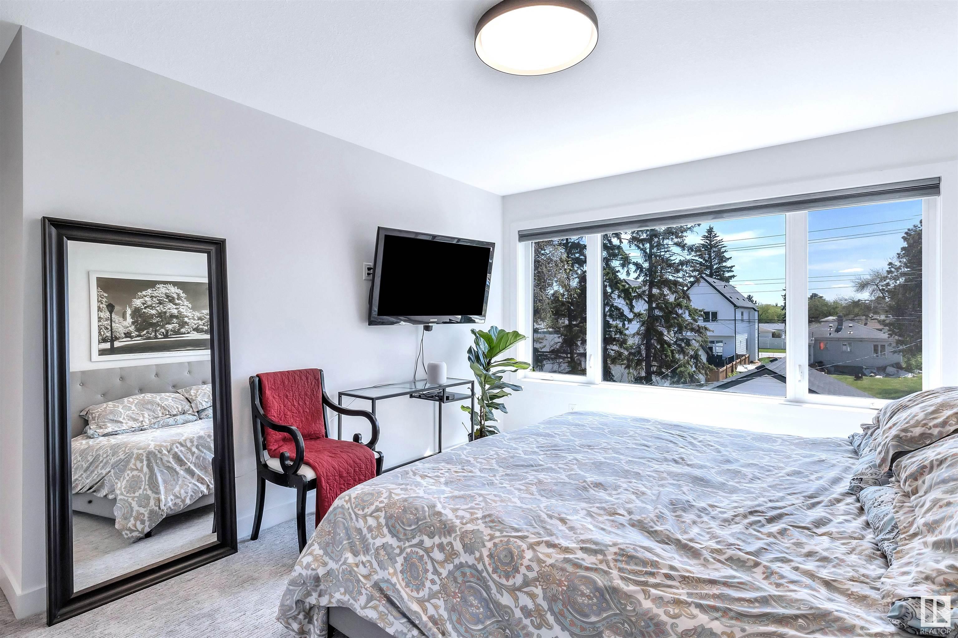     11345 111 AV NW , Edmonton,  ,T5G 0C8 ;  Listing Number: MLS E4416489