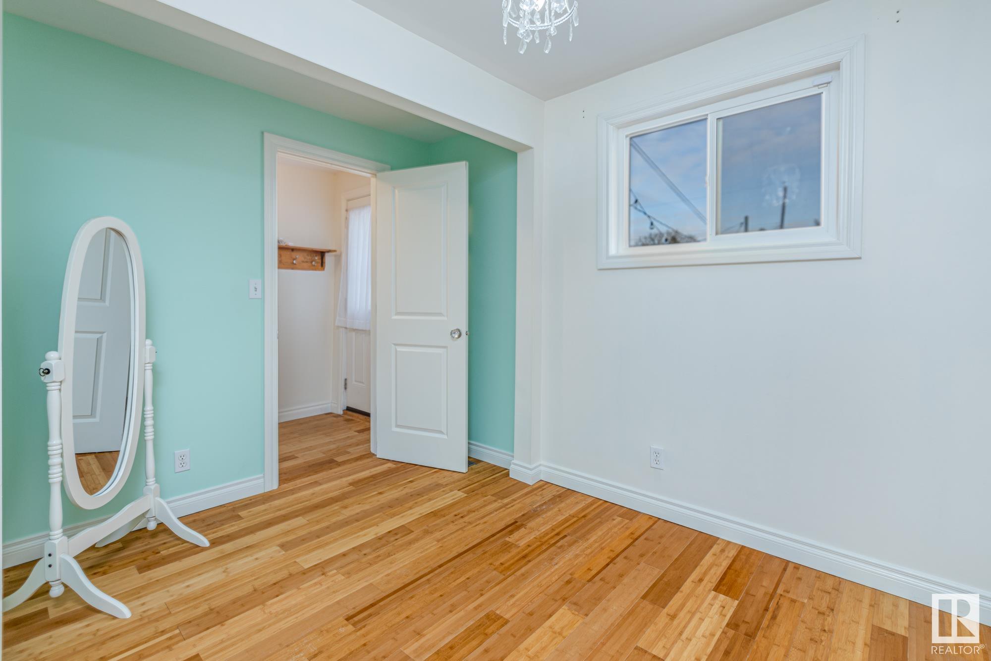      12305 106 Street NW , Edmonton,  ,T5G 2S3 ;  Listing Number: MLS E4416503
