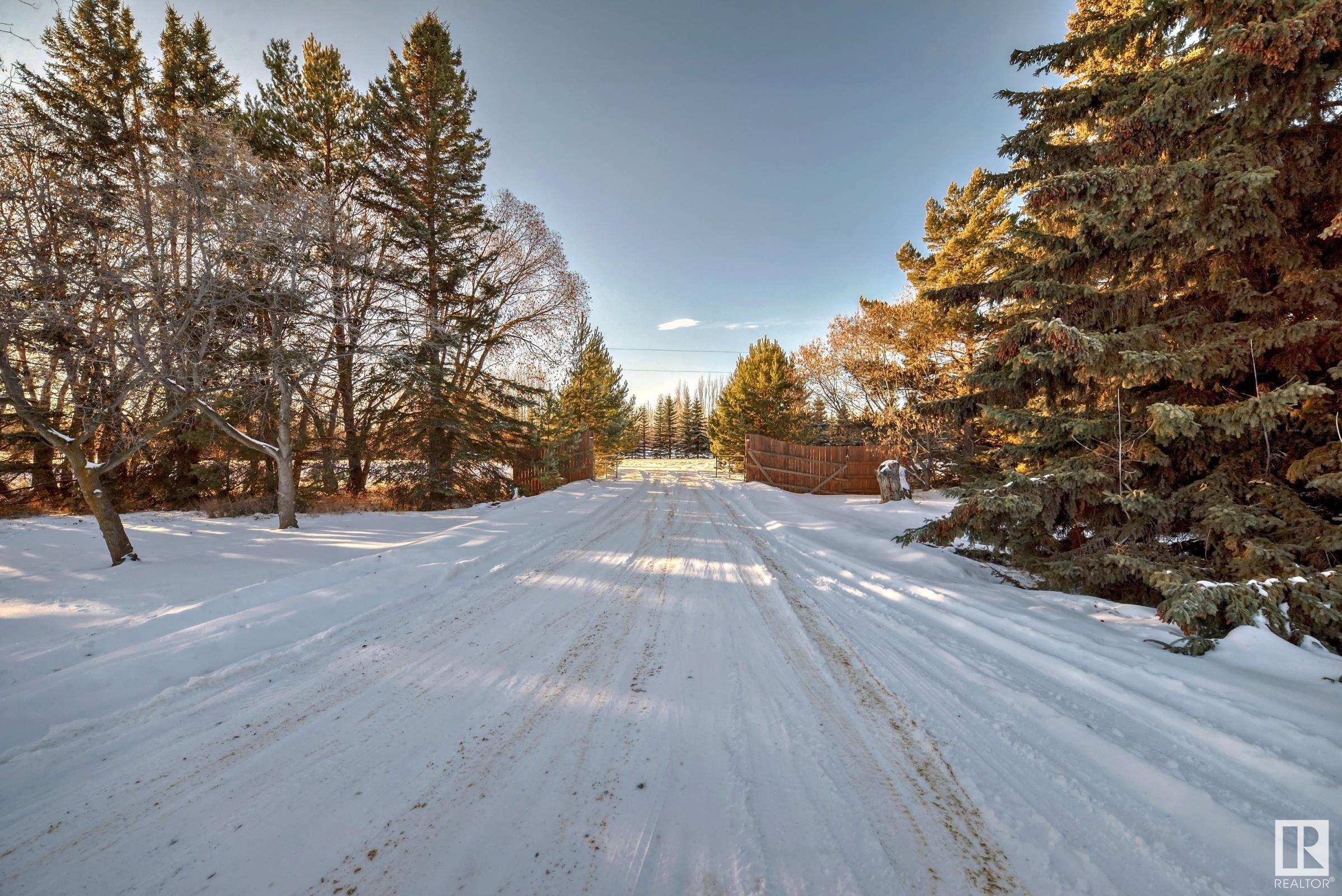      #27 52212 RGE ROAD 274 NW , Rural Parkland County,  ,T7X 3T8 ;  Listing Number: MLS E4416505