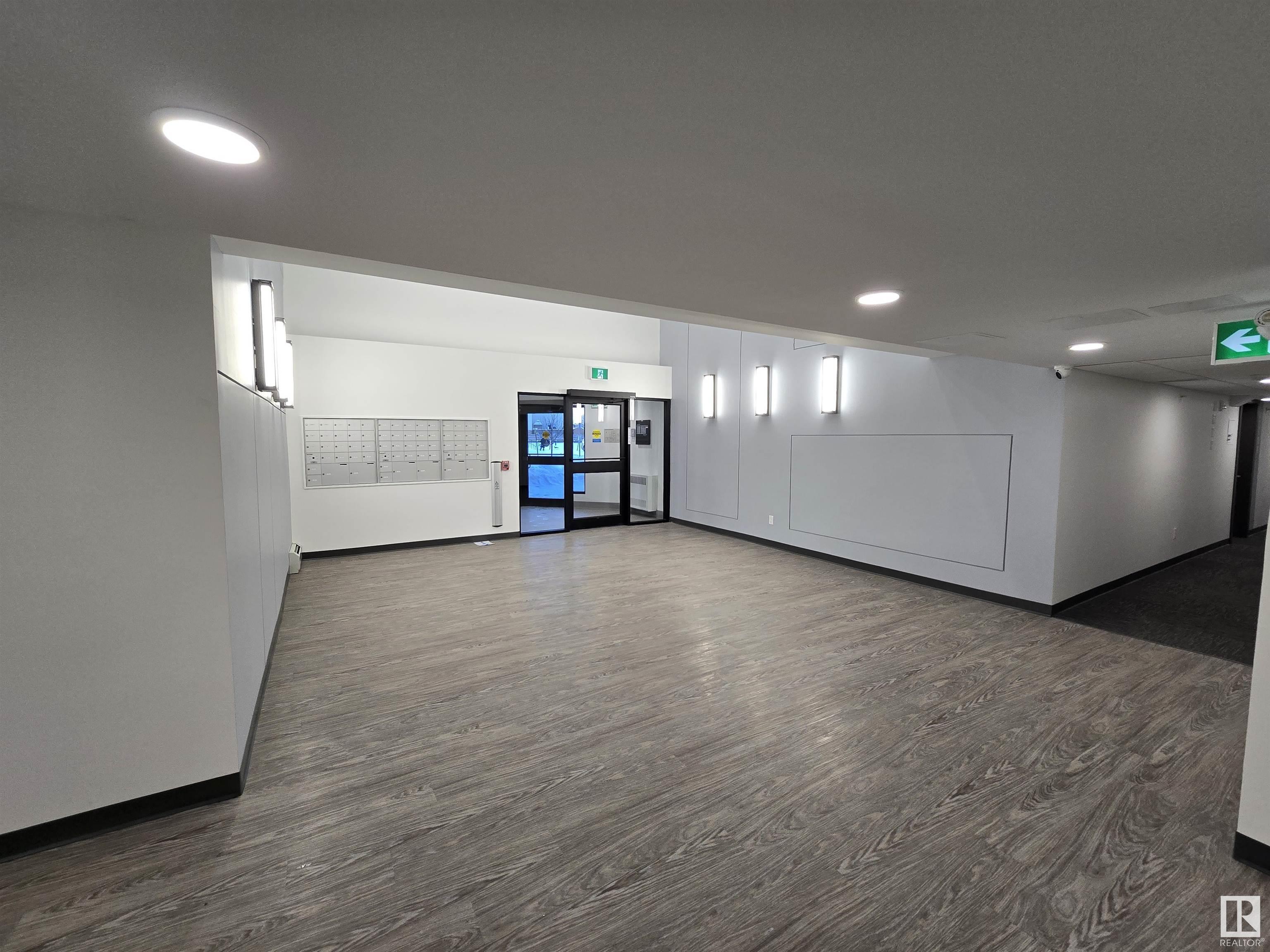      #205 9504 182 ST NW , Edmonton,  ,T5T 3A7 ;  Listing Number: MLS E4416509