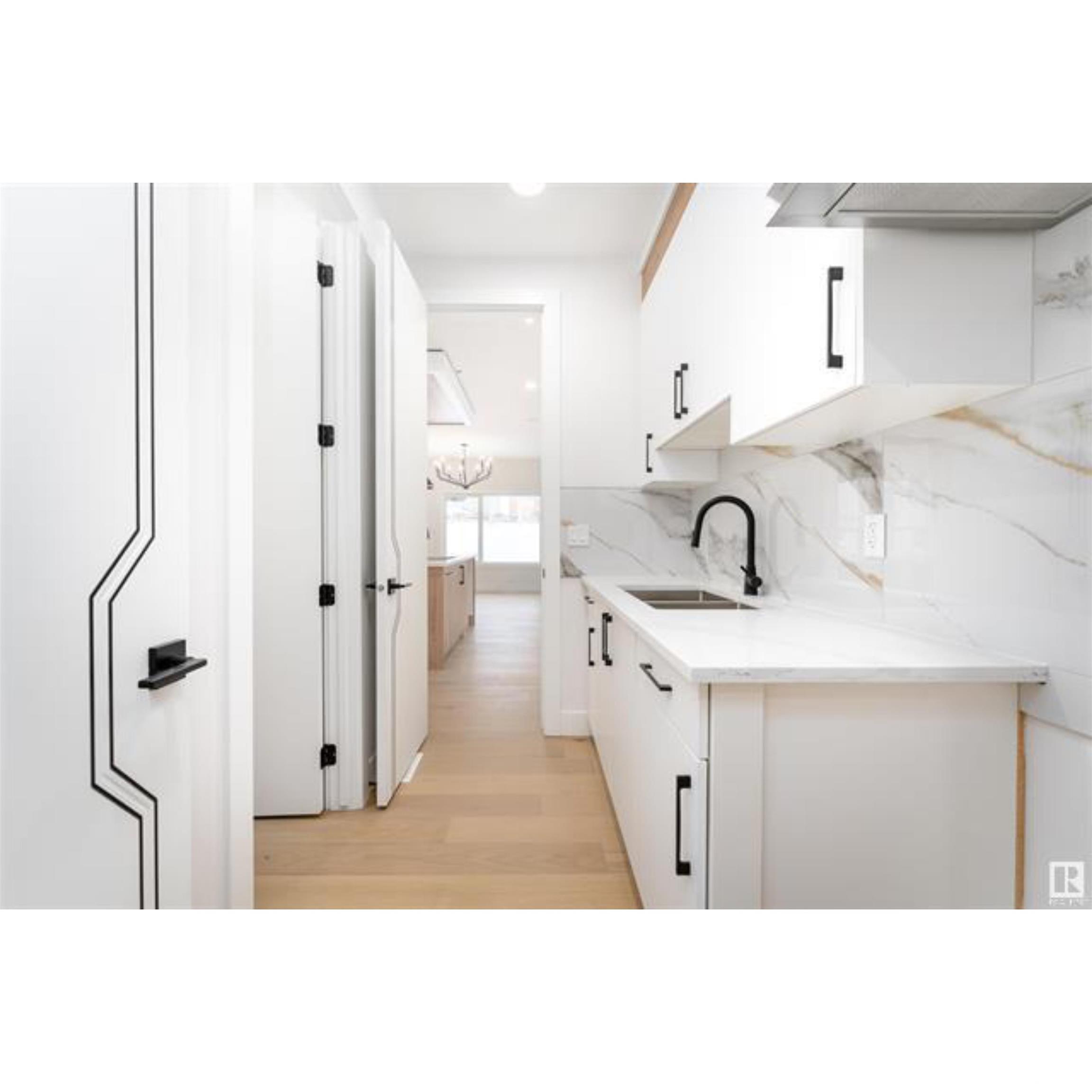      7010 KIVIAQ CR SW , Edmonton,  ,T6W 1A5 ;  Listing Number: MLS E4416513