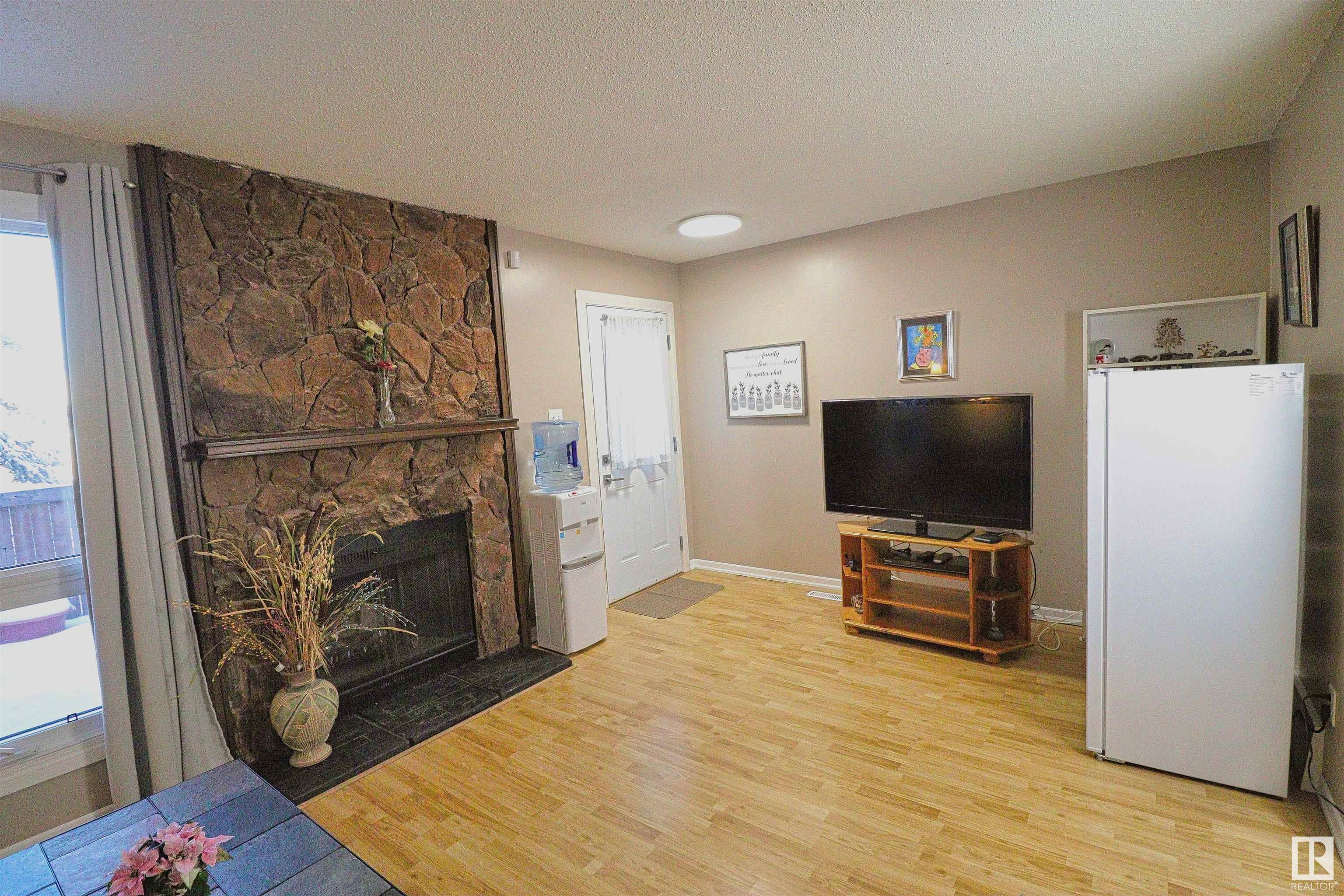      #121 10787 31 AV NW , Edmonton,  ,T6J 4E7 ;  Listing Number: MLS E4416514