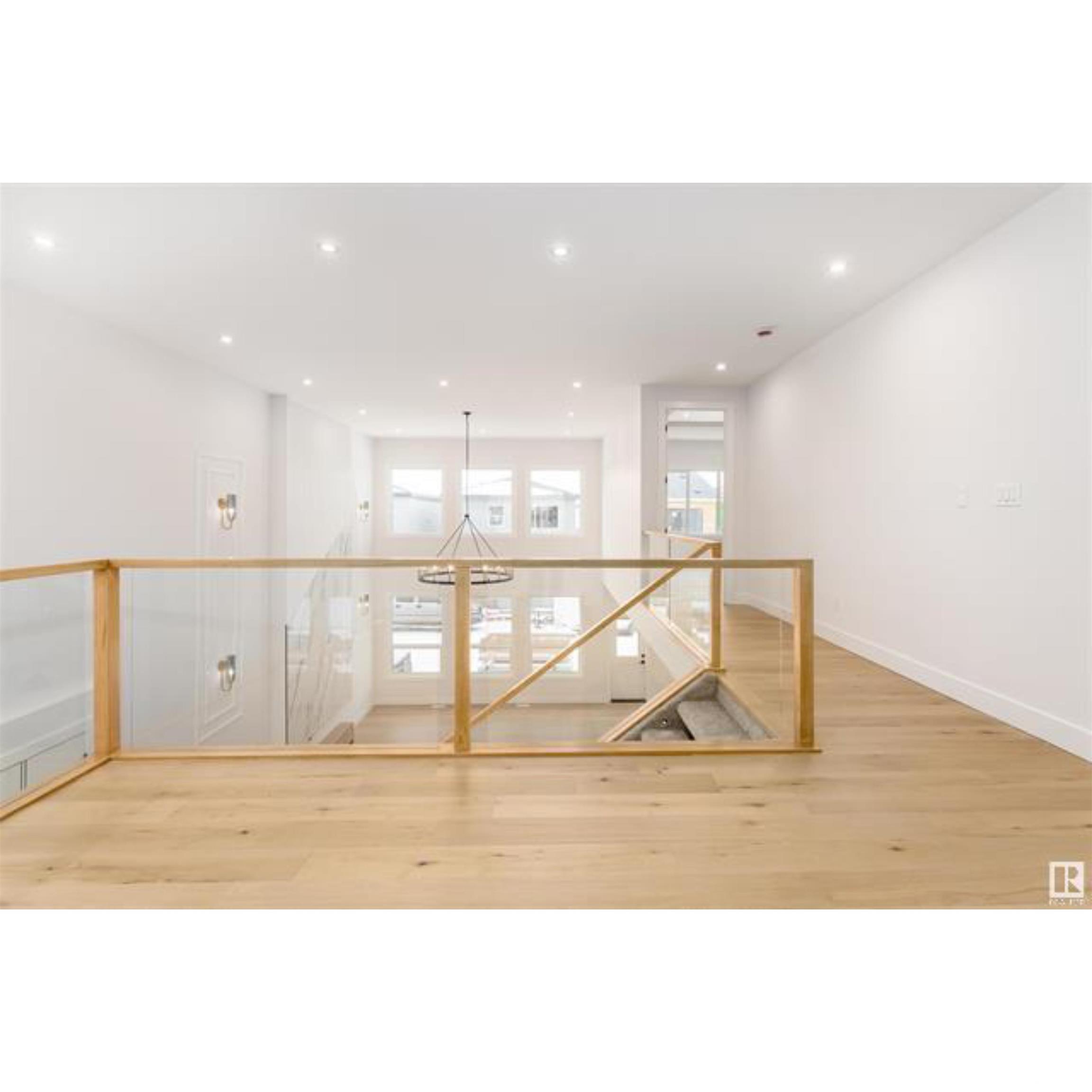      7020 KIVIAQ CR SW , Edmonton,  ,T6W 1A5 ;  Listing Number: MLS E4416515