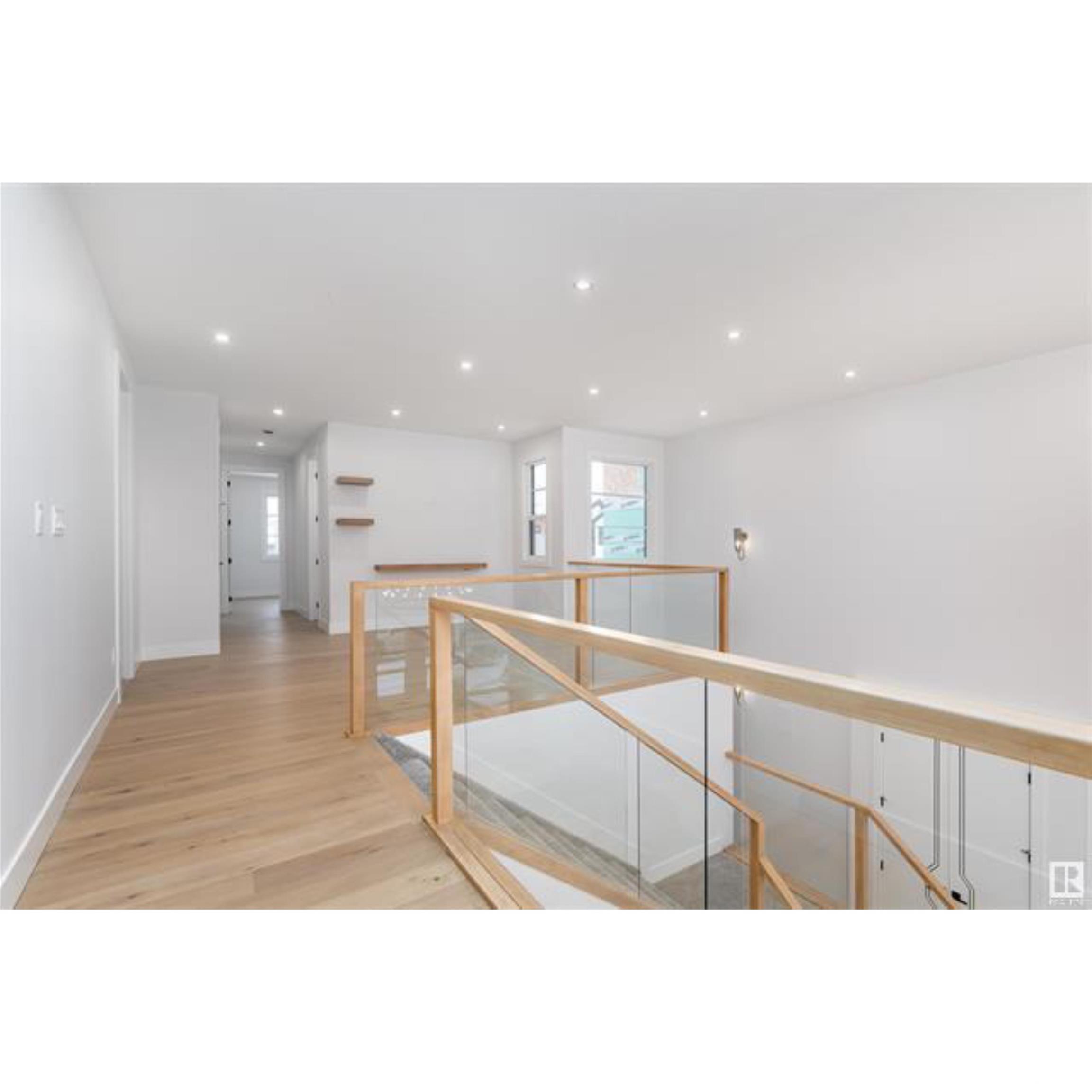      7020 KIVIAQ CR SW , Edmonton,  ,T6W 1A5 ;  Listing Number: MLS E4416515
