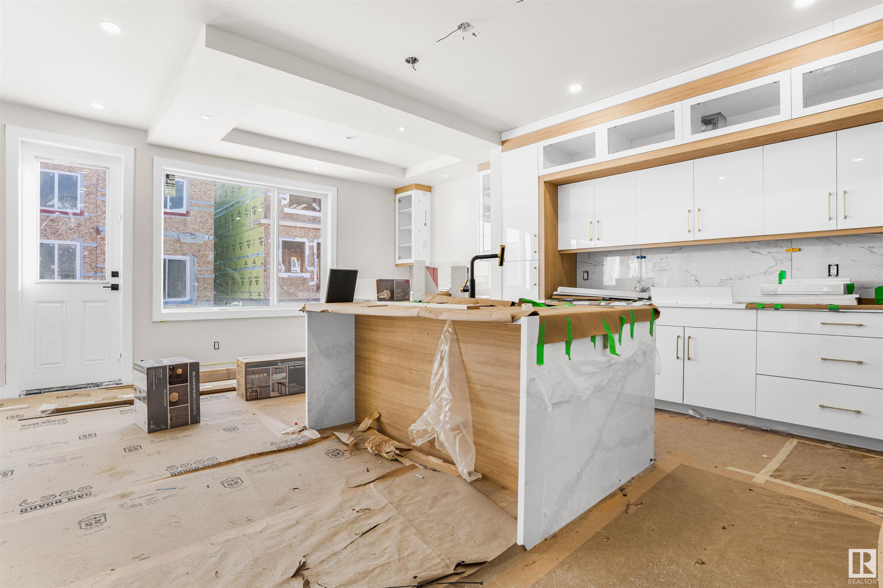      125 29A ST SW , Edmonton,  ,T6X 3E1 ;  Listing Number: MLS E4416517