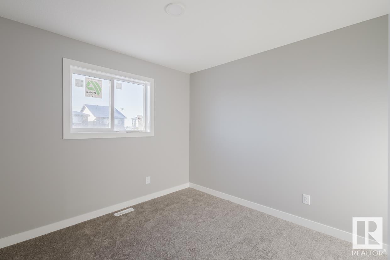      7127 52 AV , Beaumont,  ,T4X 2Z8 ;  Listing Number: MLS E4416520