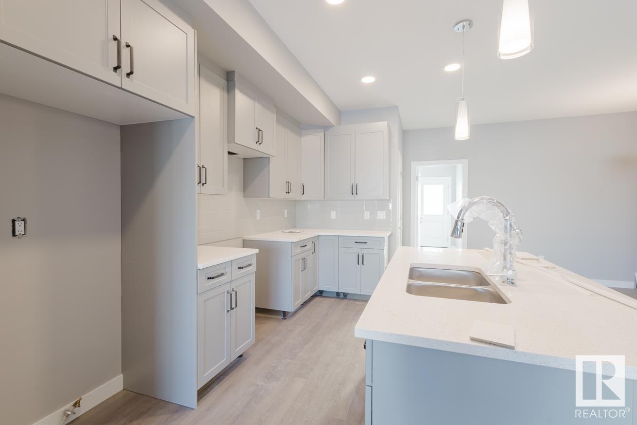      7127 52 AV , Beaumont,  ,T4X 2Z8 ;  Listing Number: MLS E4416520