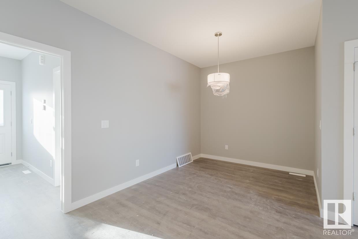      7127 52 AV , Beaumont,  ,T4X 2Z8 ;  Listing Number: MLS E4416520