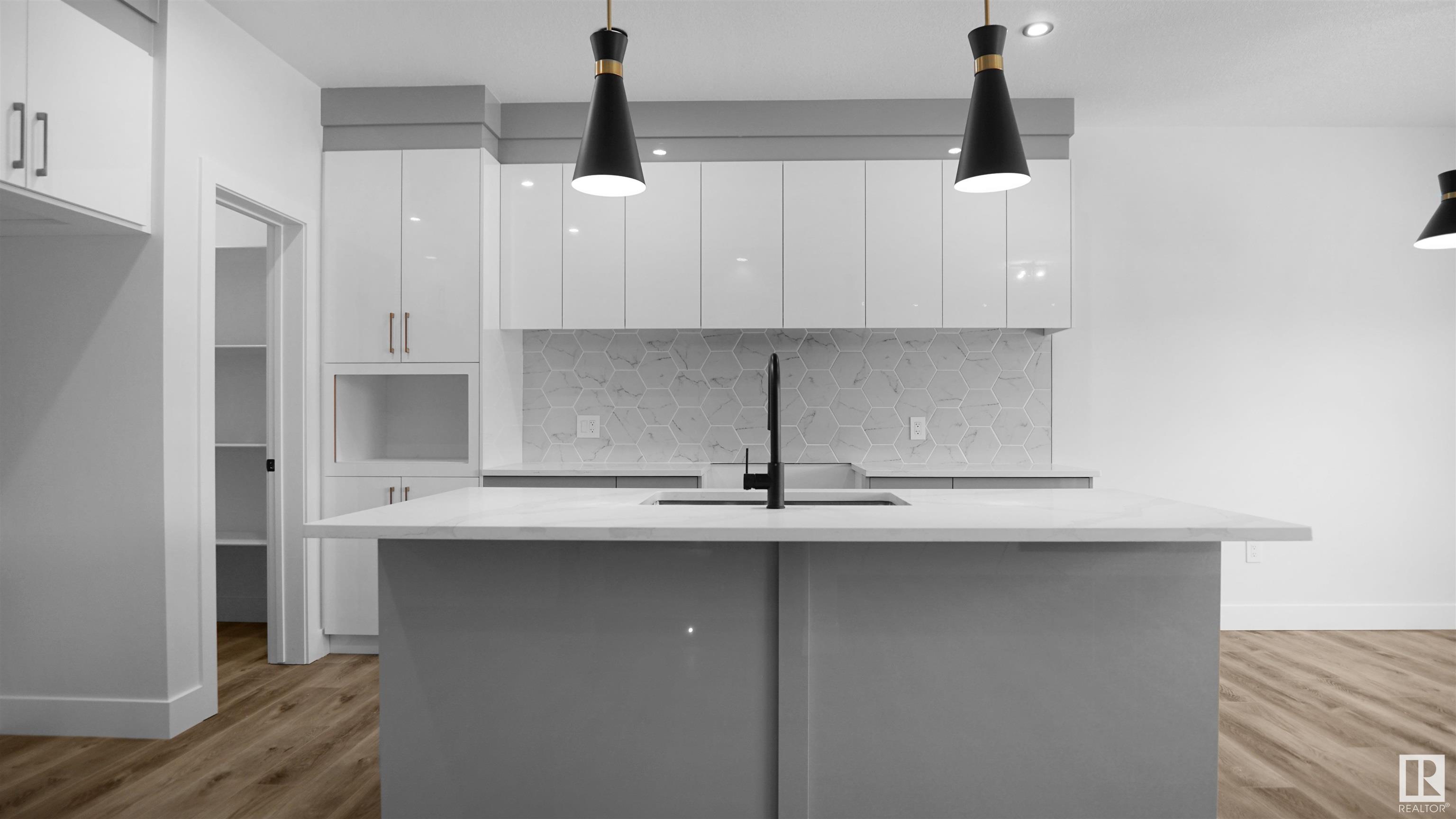      40 ASHBURY CR , Spruce Grove,  ,T7X 3C6 ;  Listing Number: MLS E4416533