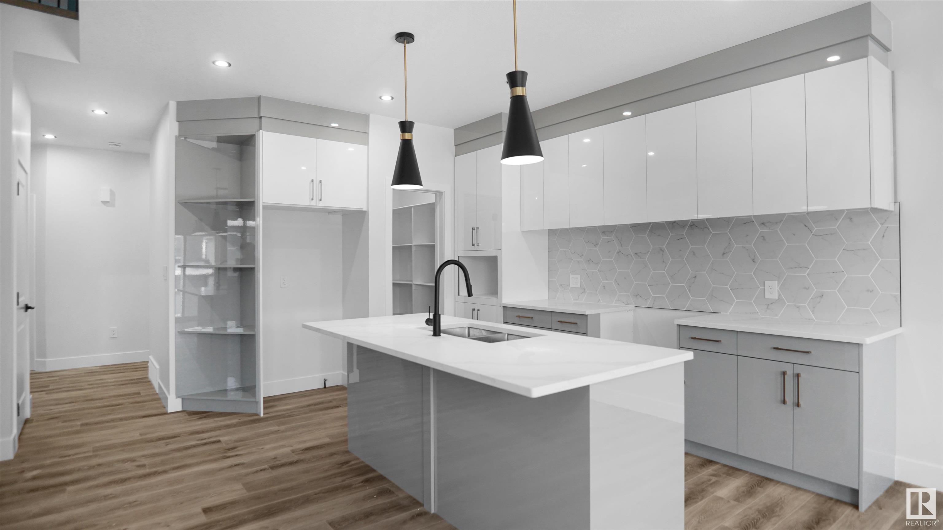      40 ASHBURY CR , Spruce Grove,  ,T7X 3C6 ;  Listing Number: MLS E4416533
