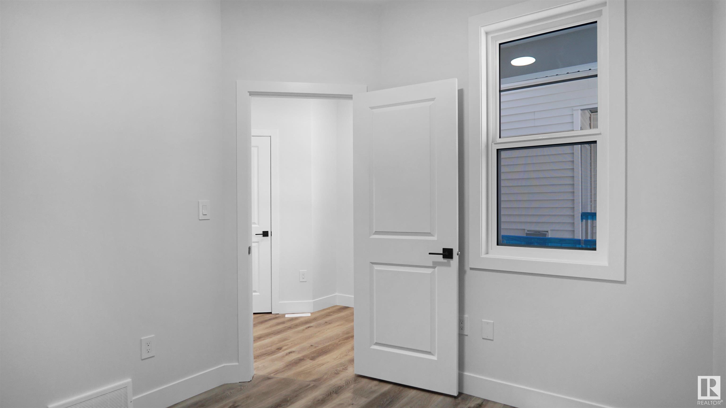      40 ASHBURY CR , Spruce Grove,  ,T7X 3C6 ;  Listing Number: MLS E4416533