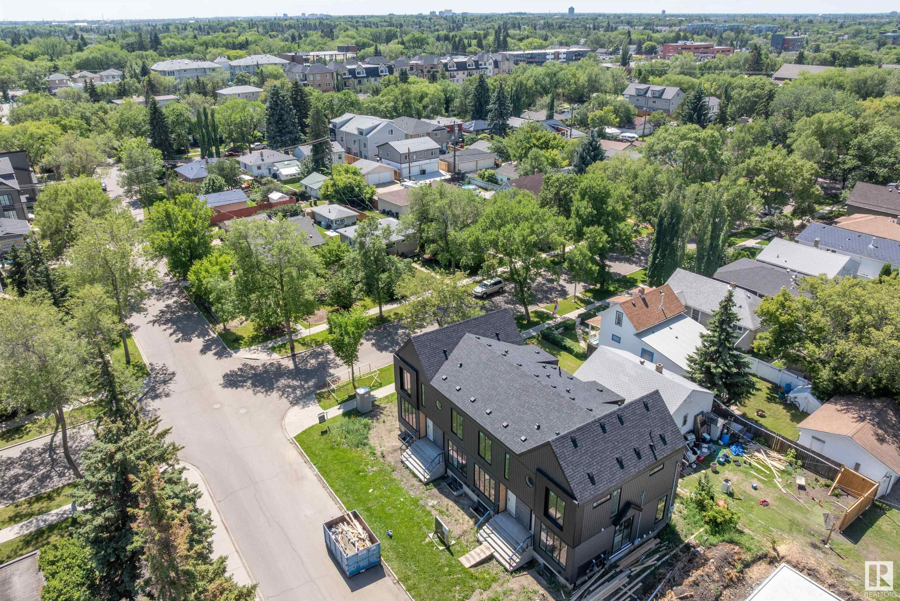 http://cdnparap120.paragonrels.com/ParagonImages/Property/p12/RAE/225329354/23/0/0/bb5c10e37e4f5f0b1f74072765544617/1/9846707d96a366f699b62bb467b342e2/225329354-a29cd55b-a895-40d1-89c2-f99b226650ff.JPG