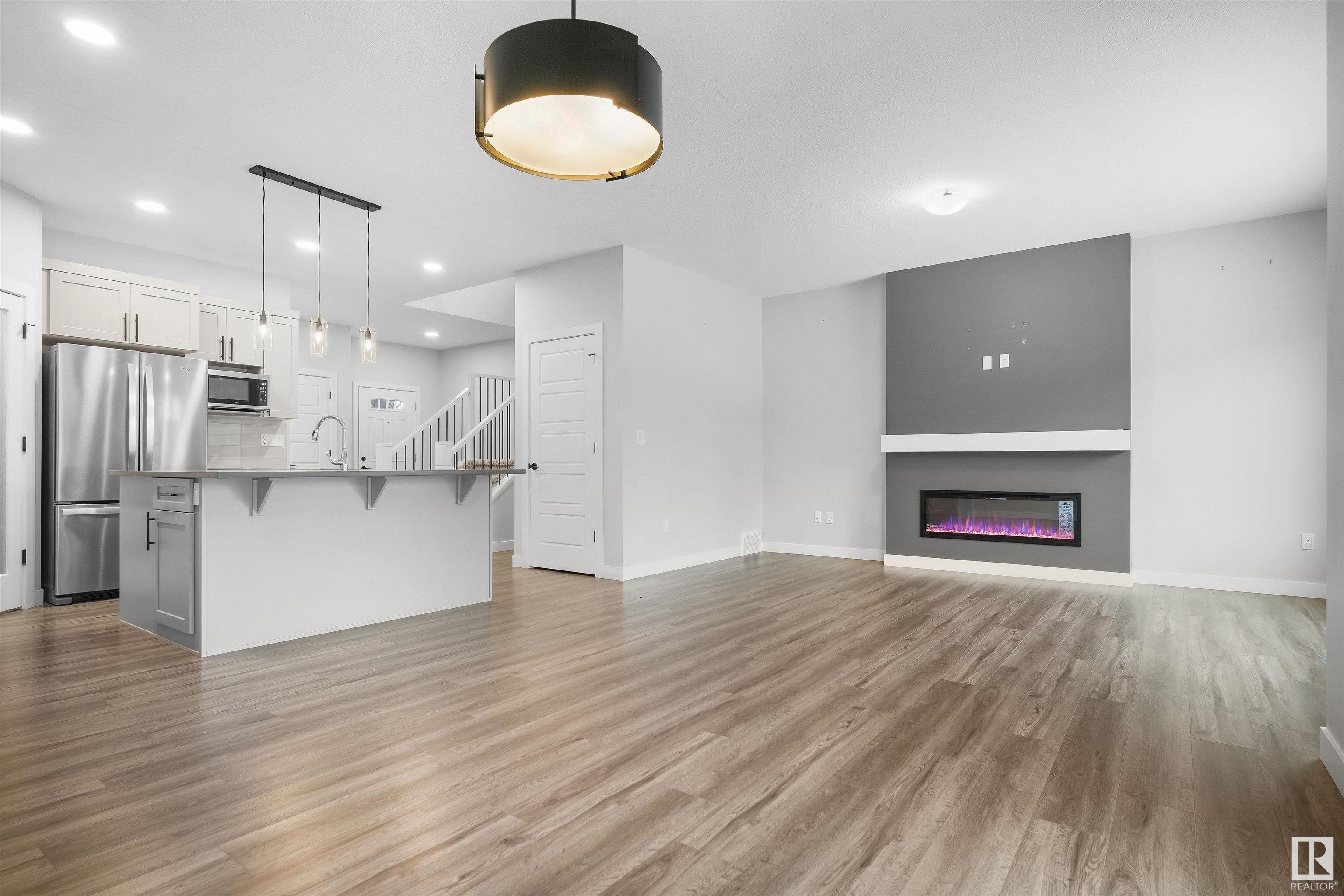      6 KINGSBURY CI , Spruce Grove,  ,T7X 3M7 ;  Listing Number: MLS E4416539
