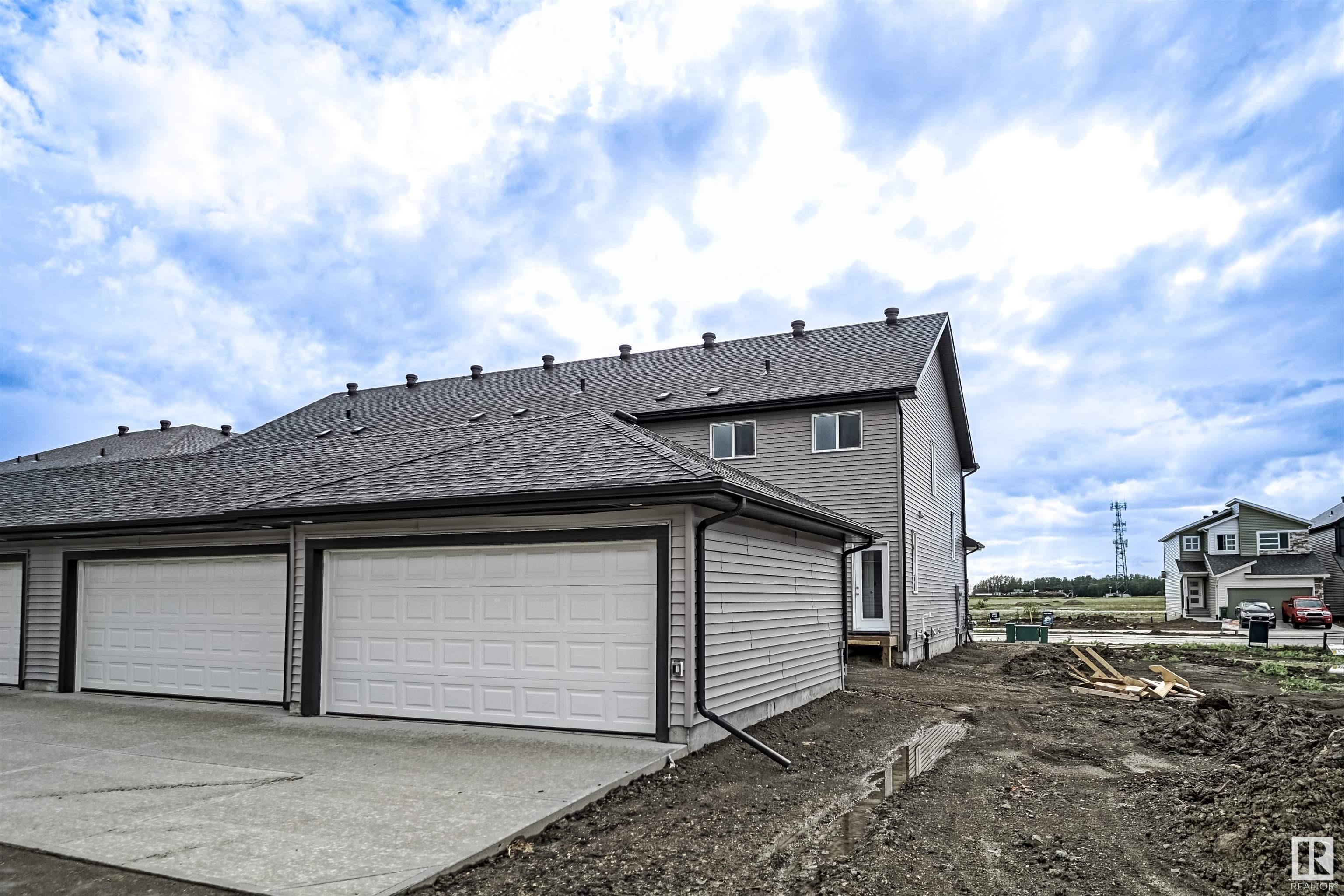      45 NOUVEAU DR , St. Albert,  ,T8N 7Z7 ;  Listing Number: MLS E4416543