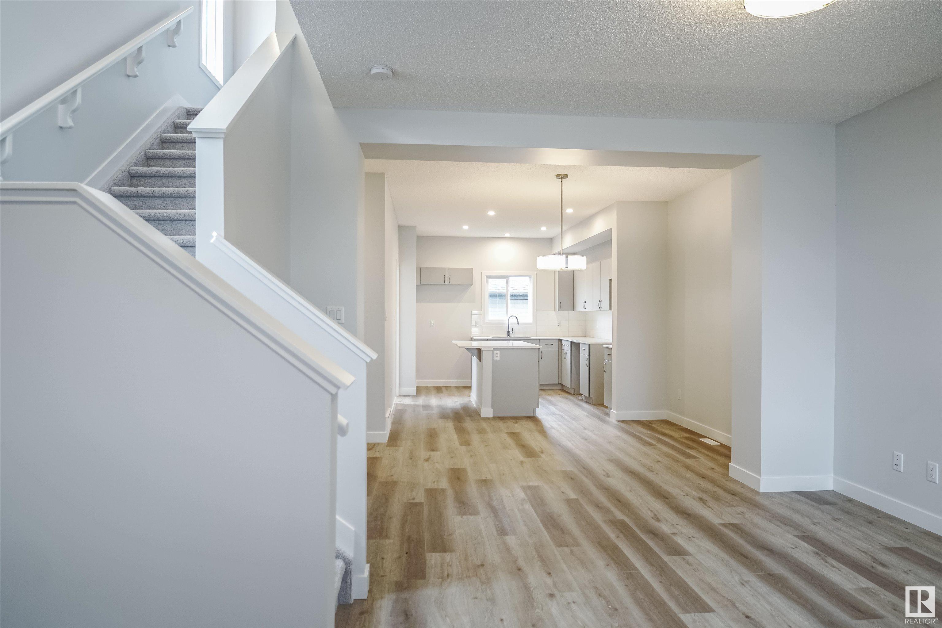     45 NOUVEAU DR , St. Albert,  ,T8N 7Z7 ;  Listing Number: MLS E4416543