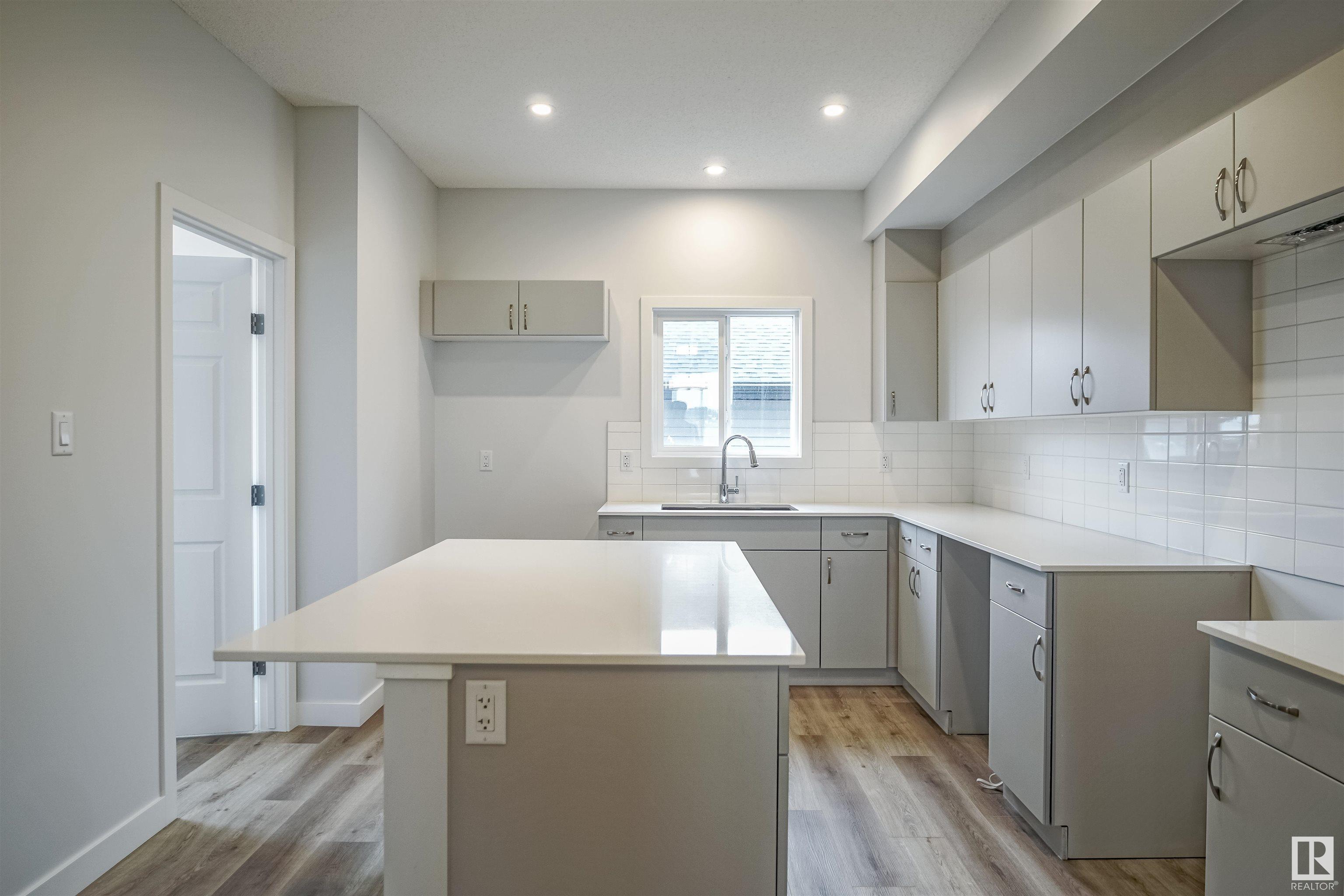      45 NOUVEAU DR , St. Albert,  ,T8N 7Z7 ;  Listing Number: MLS E4416543